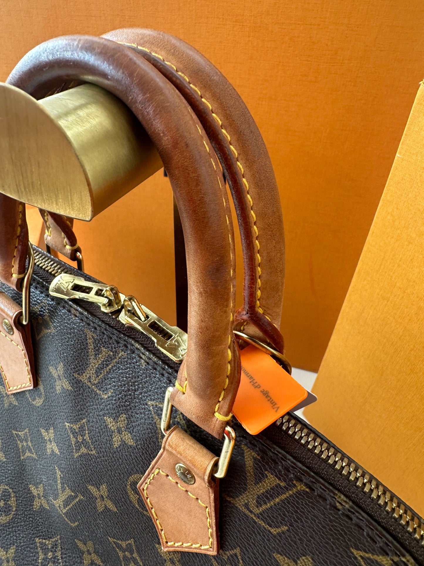 Louis Vuitton Alma