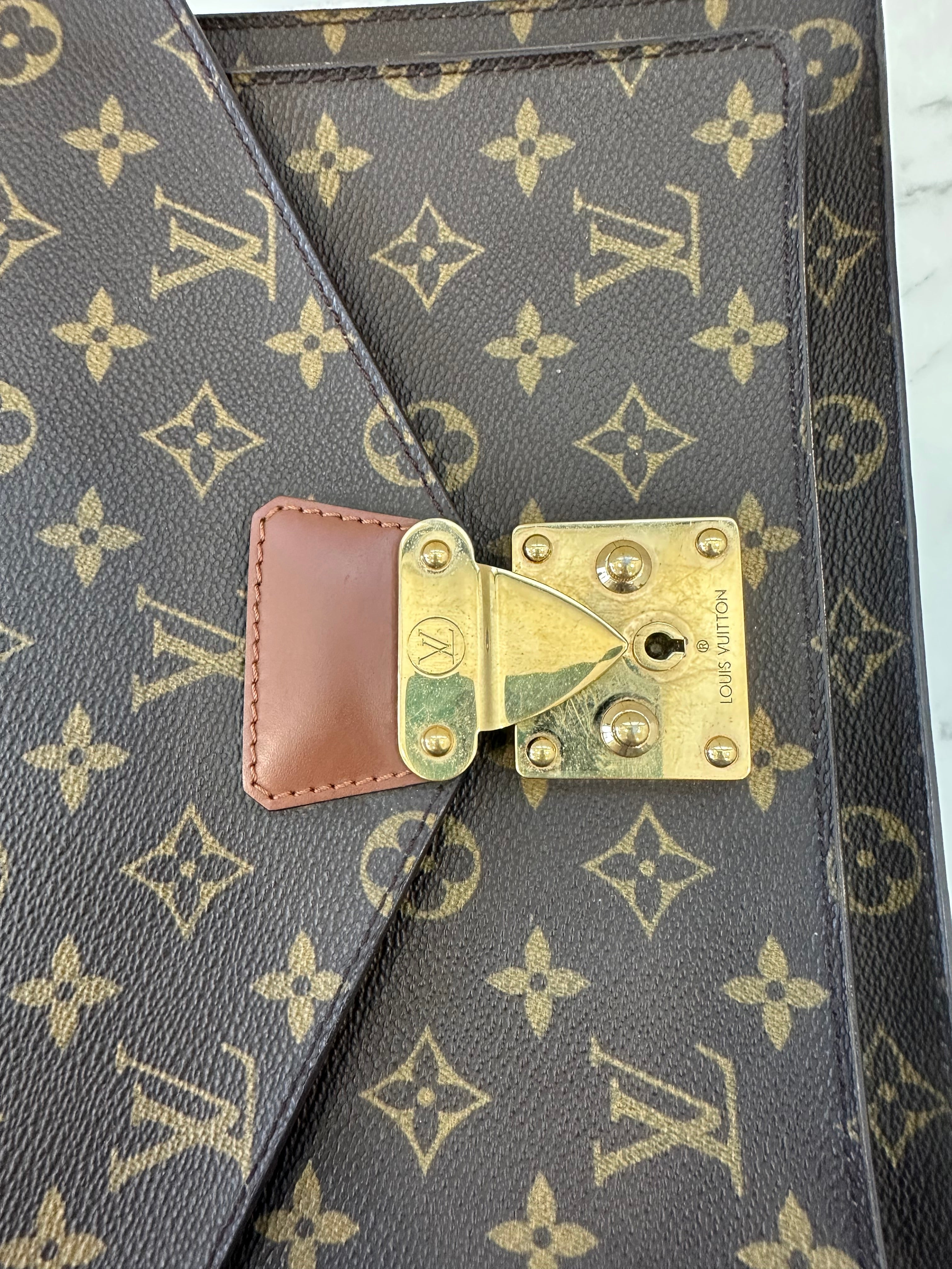 Louis Vuitton Monceau 28