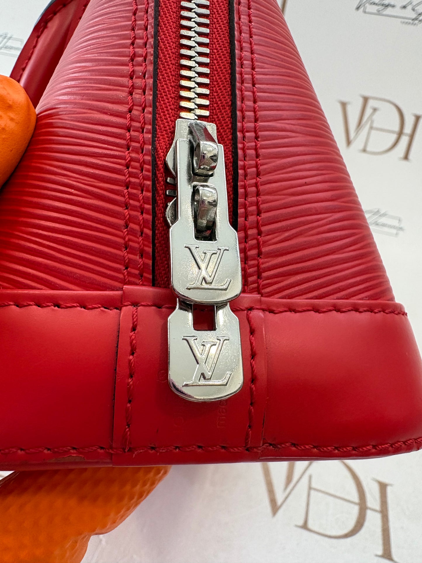 383344 - Louis Vuitton Alma BB