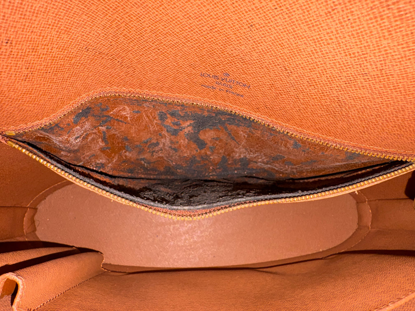 017727 - Louis Vuitton Babylone
