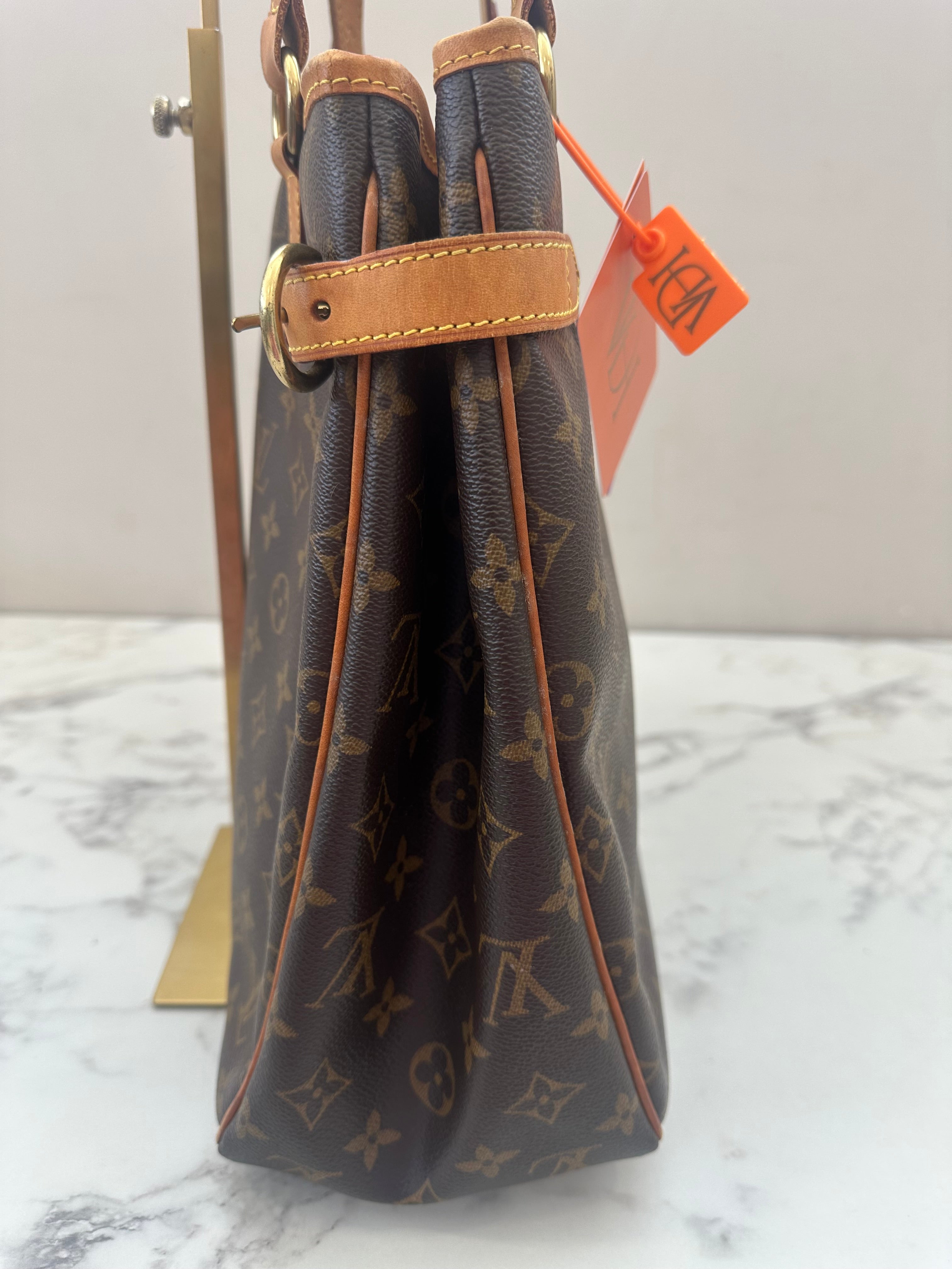 Louis Vuitton Batignolles Vertical