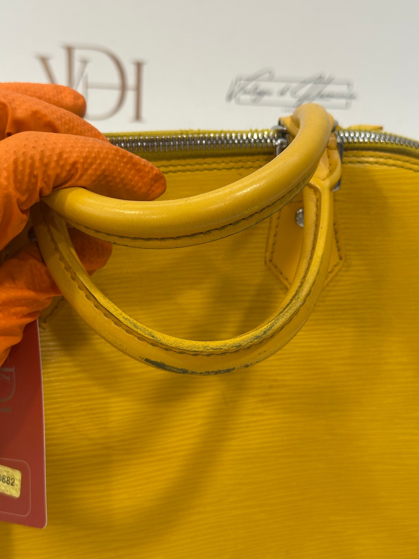 200882 - Louis Vuitton Alma Epi Yellow