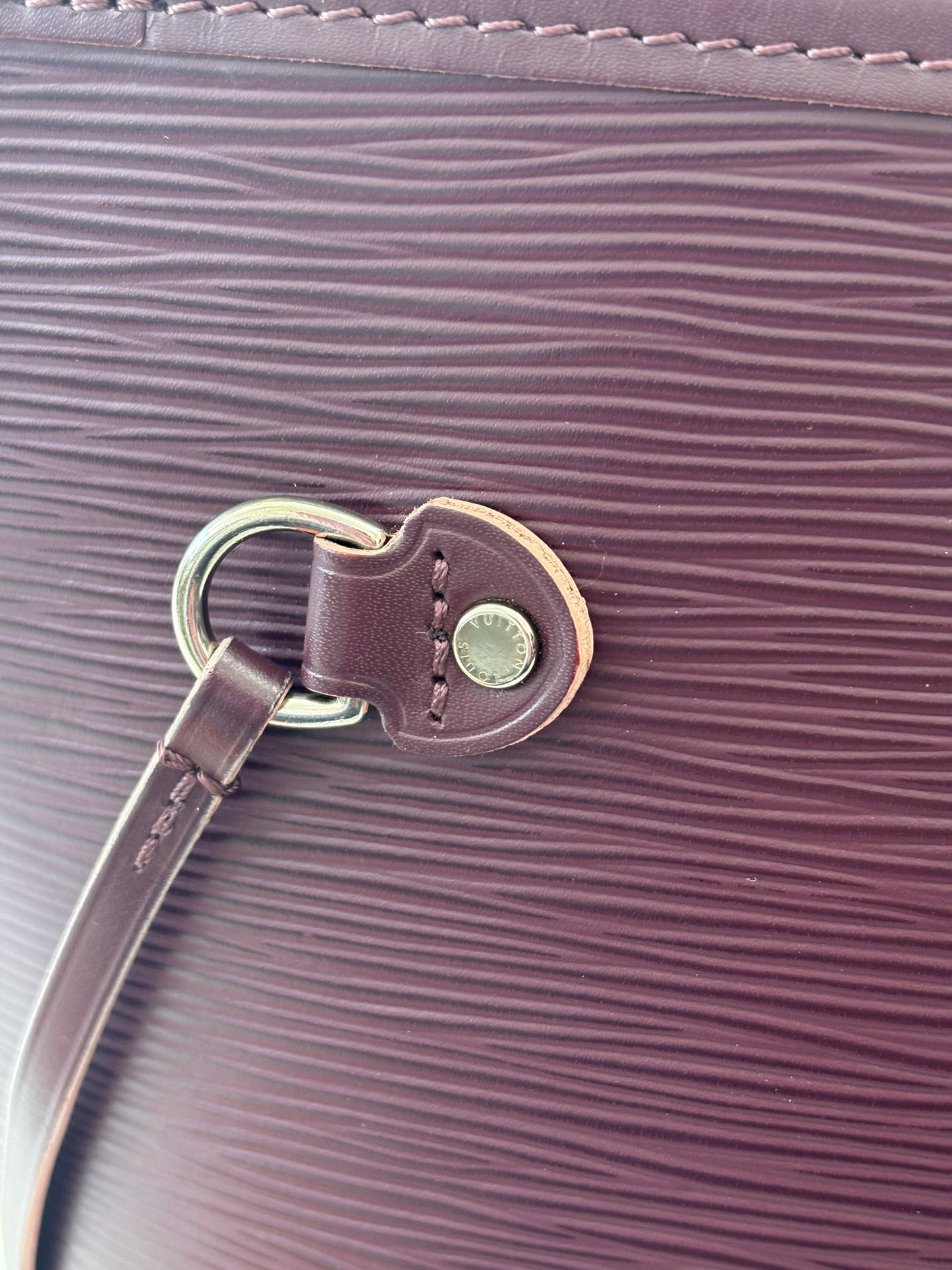 018040 - Louis Vuitton Epi Neverfull MM