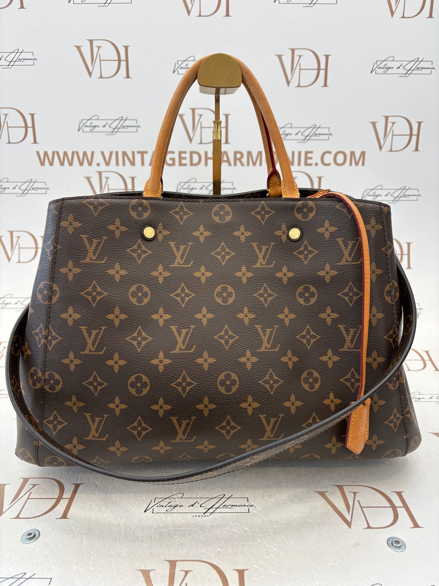 383765 - Louis Vuitton Montaigne GM