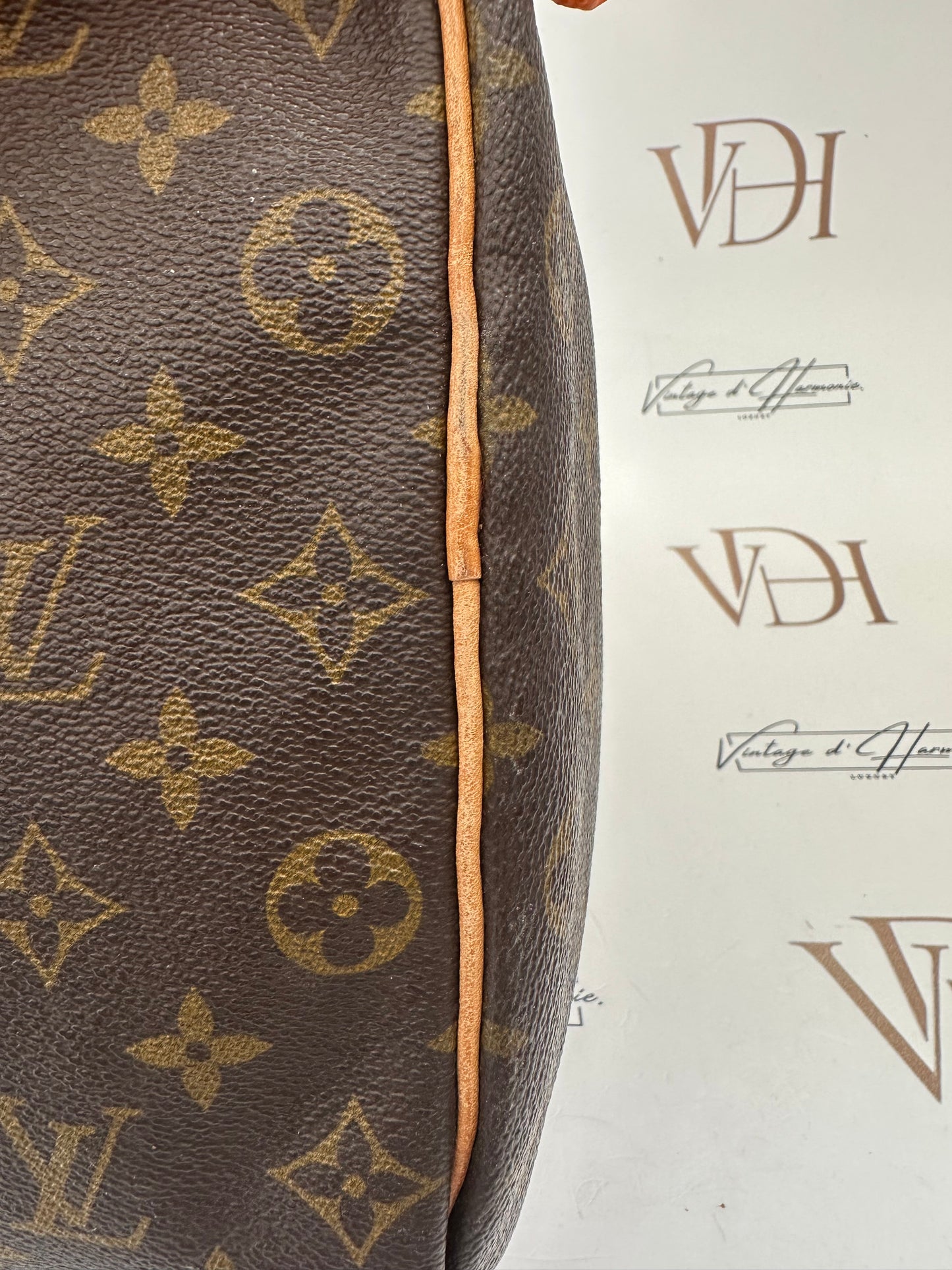 017985 - Louis Vuitton Keepall 50