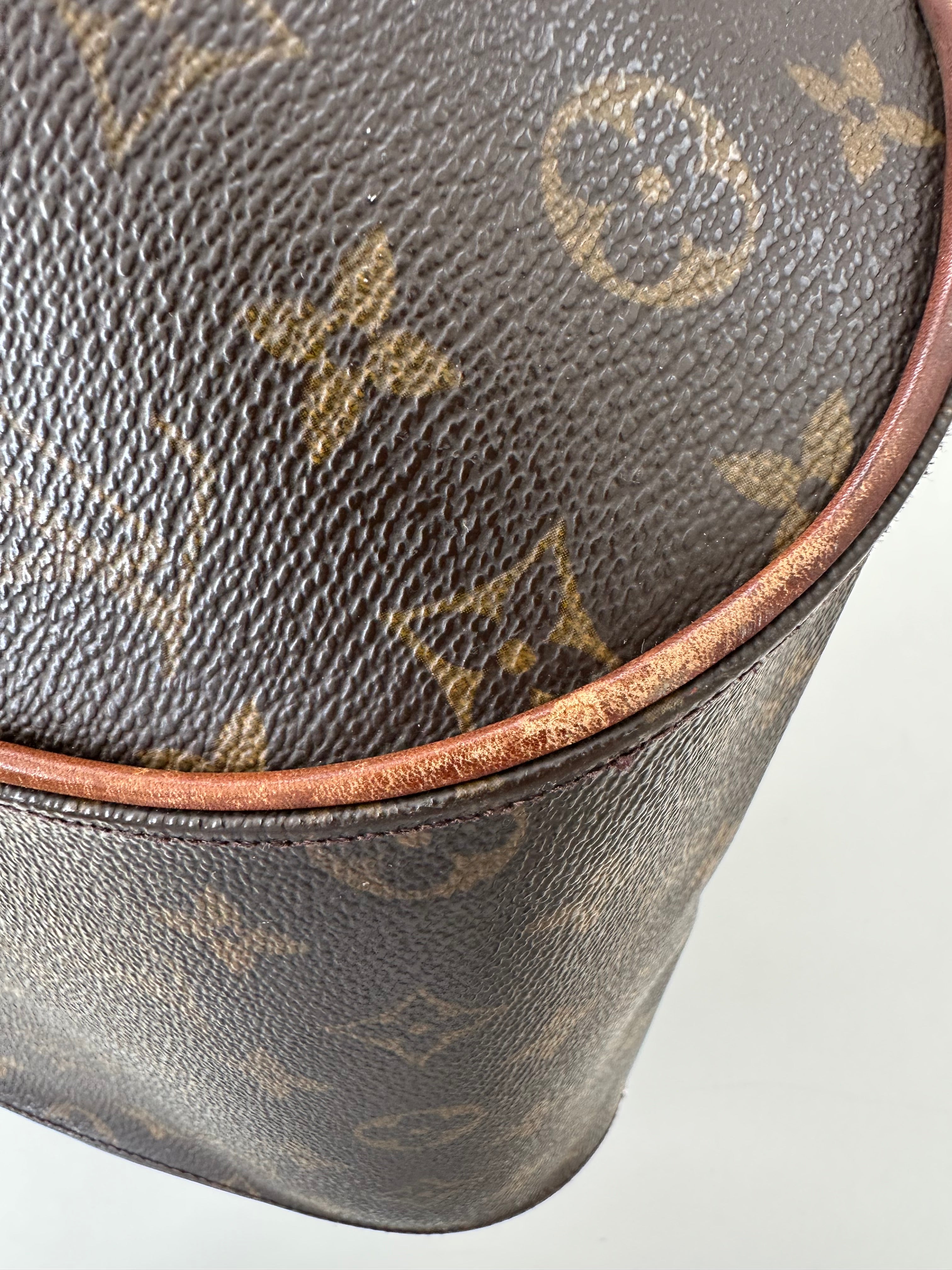 Louis Vuitton Ellipse MM