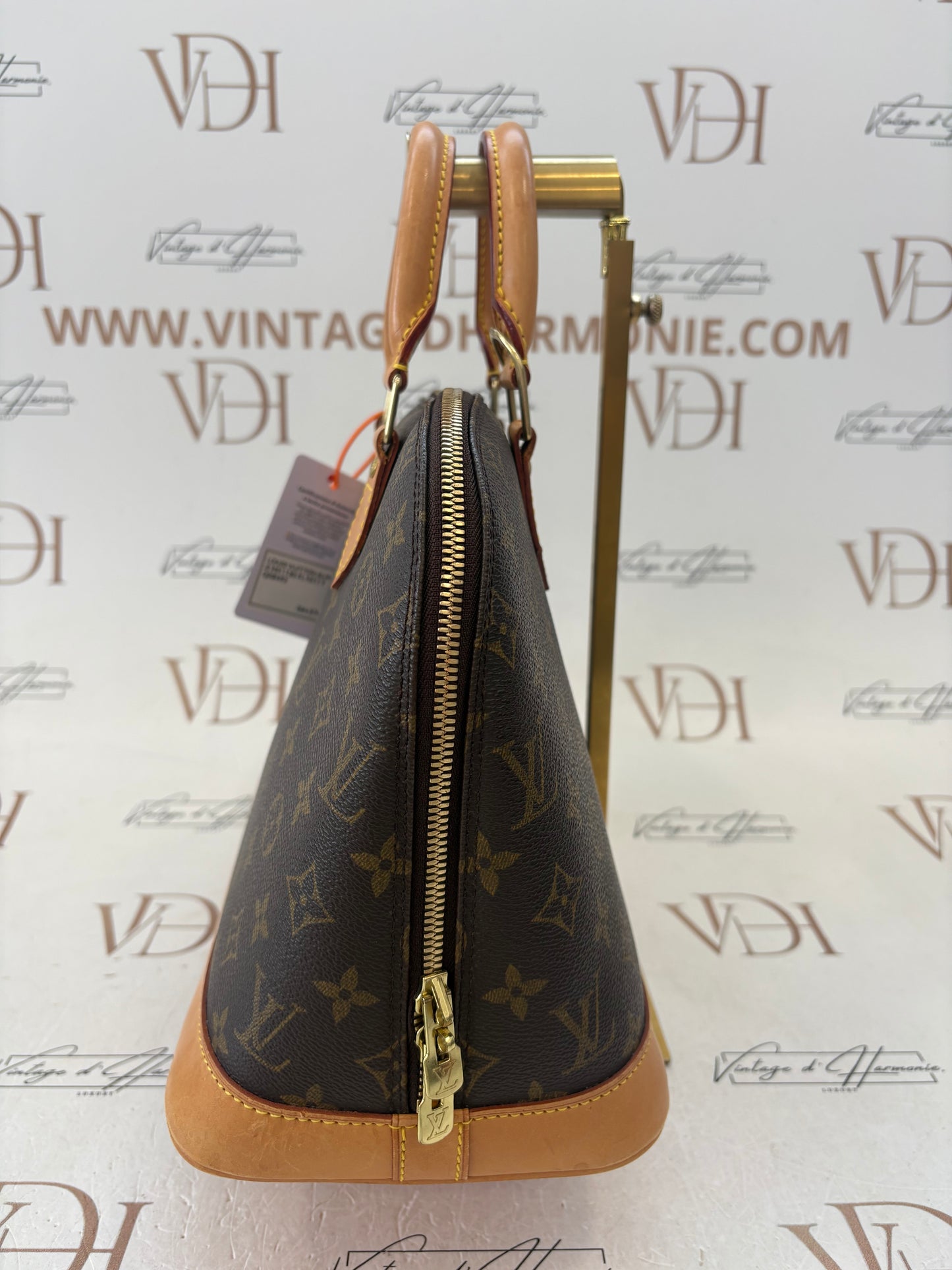 018538 - Louis Vuitton Alma