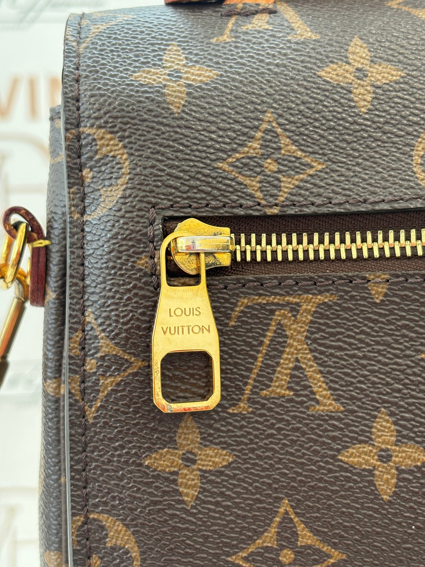 201402 - Louis Vuitton Metis