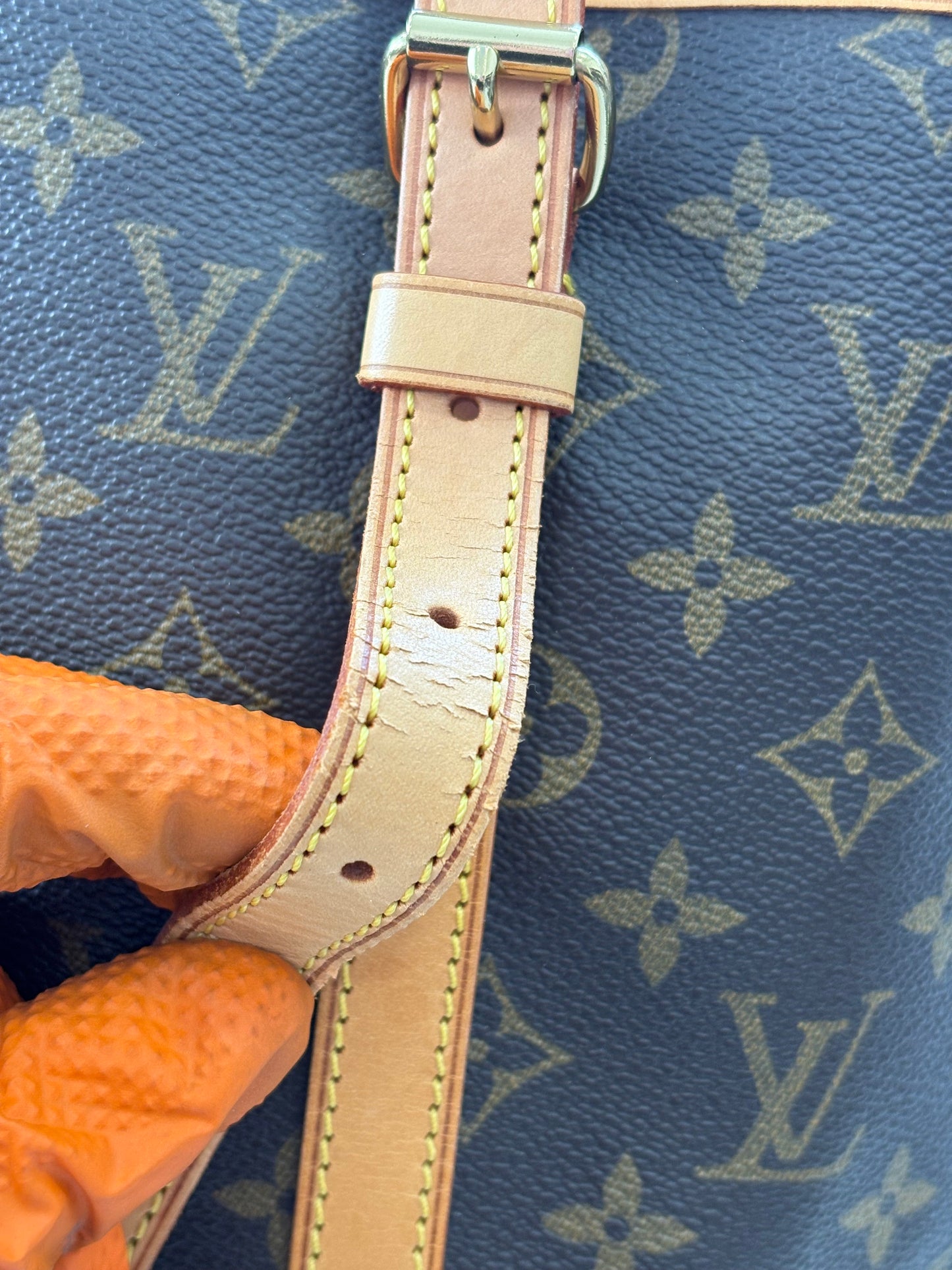 018790 - Louis Vuitton Bucket GM