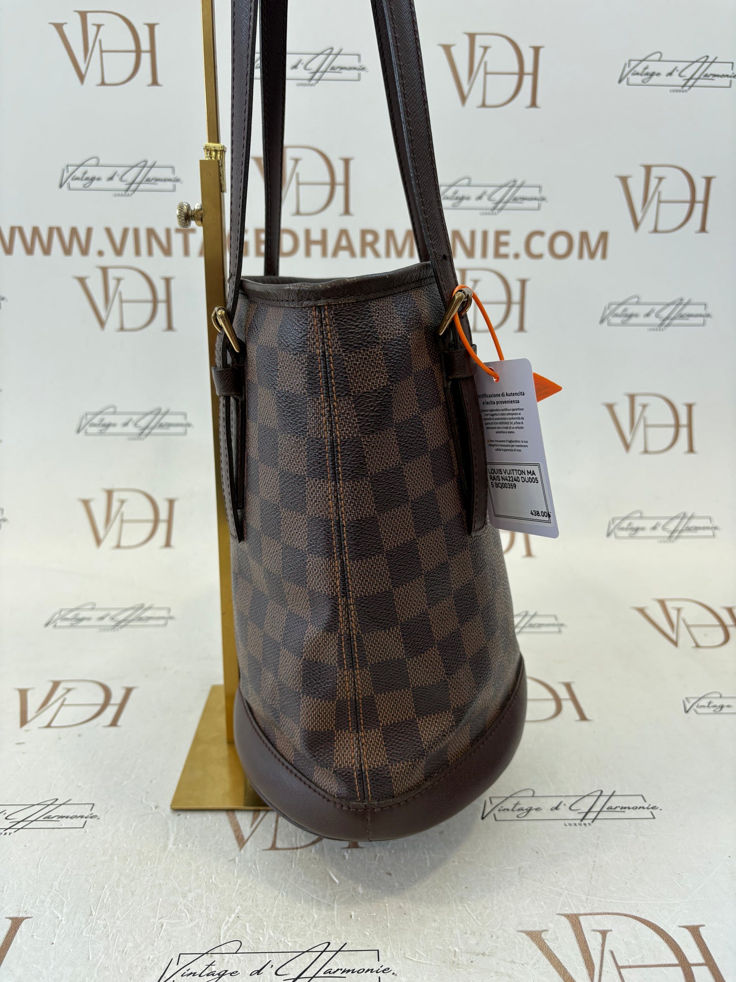 018281 - Louis Vuitton Marais