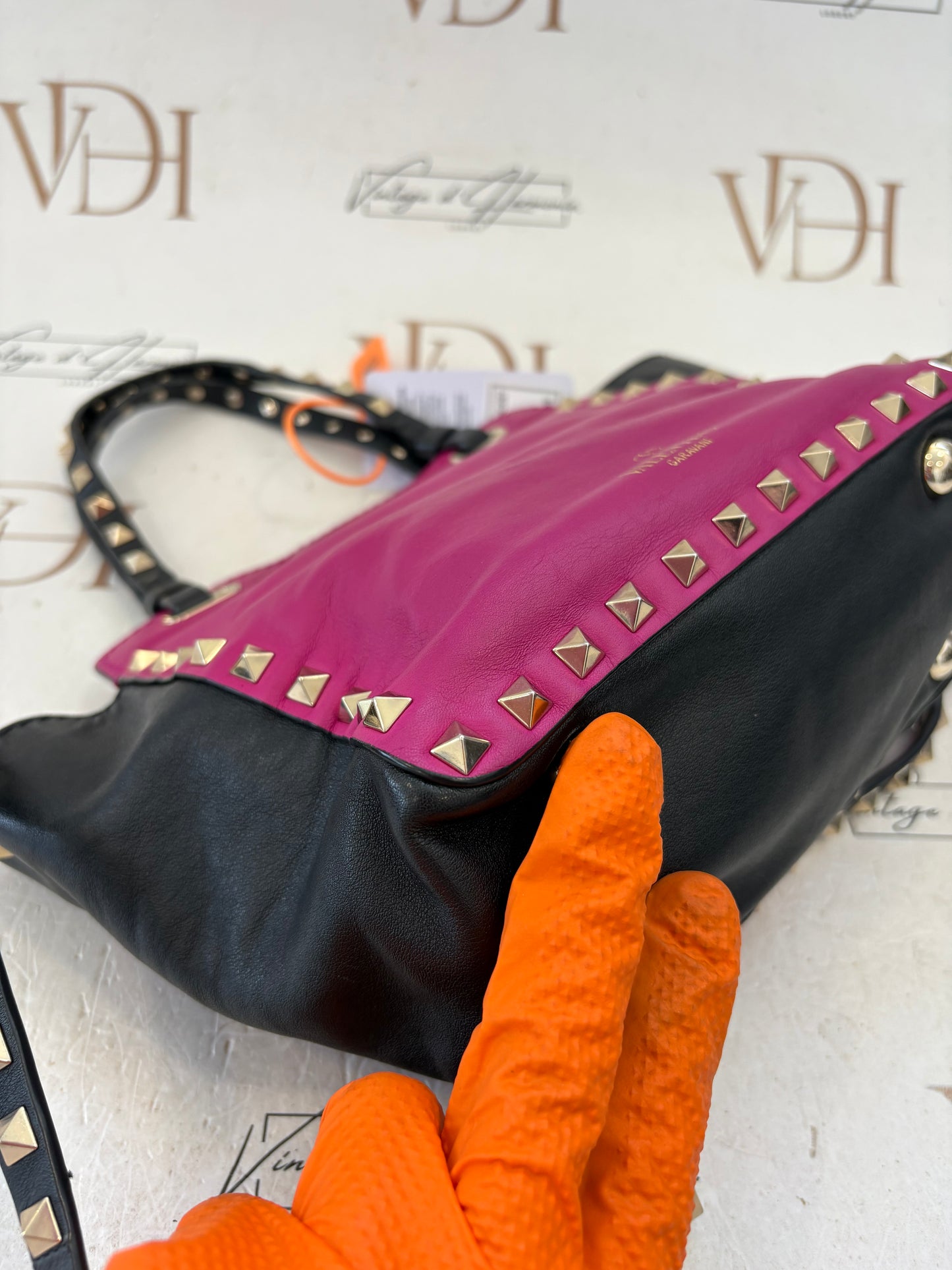201414 - Valentino Rockstud