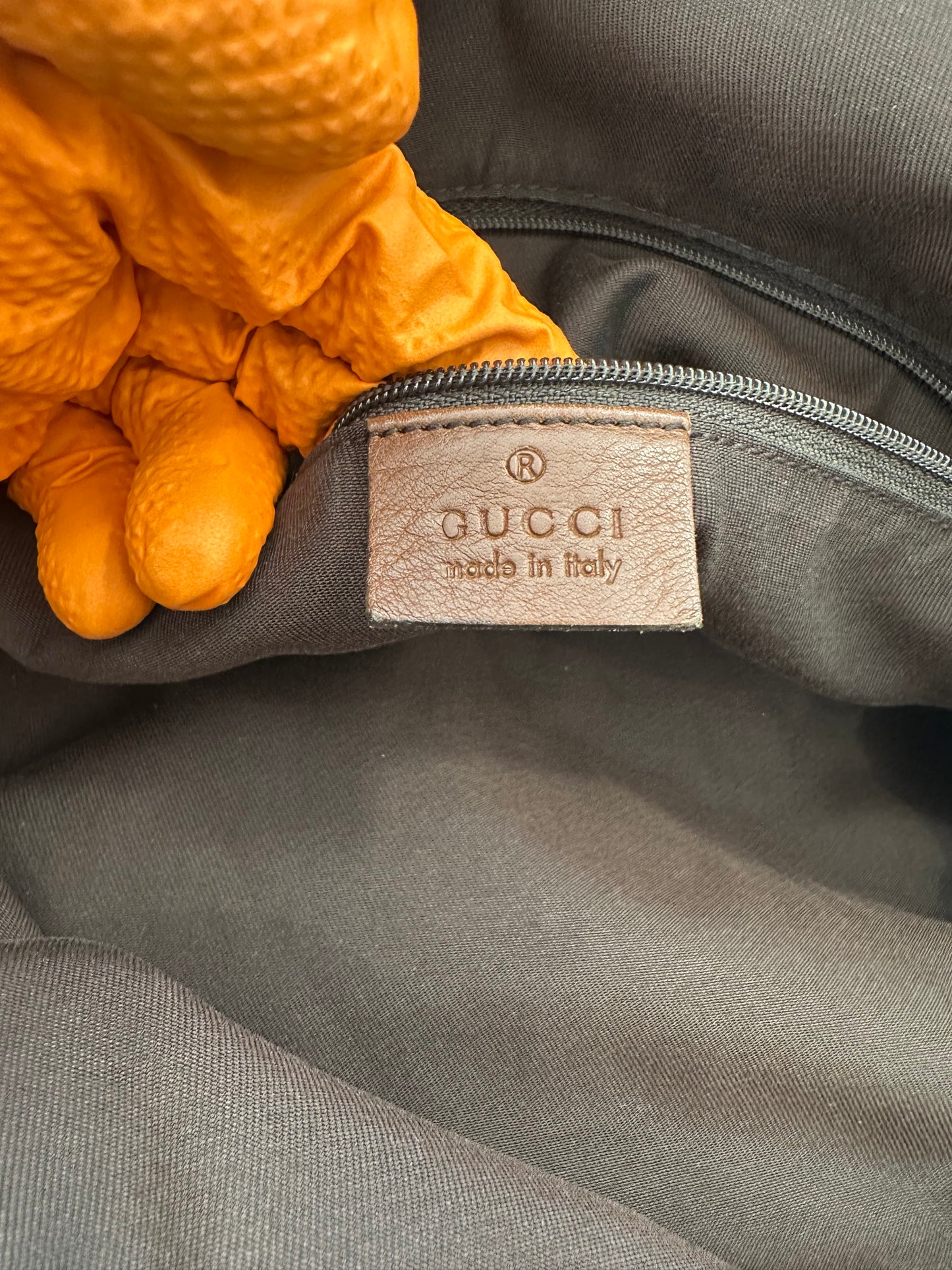 382476 - Gucci Sukey
