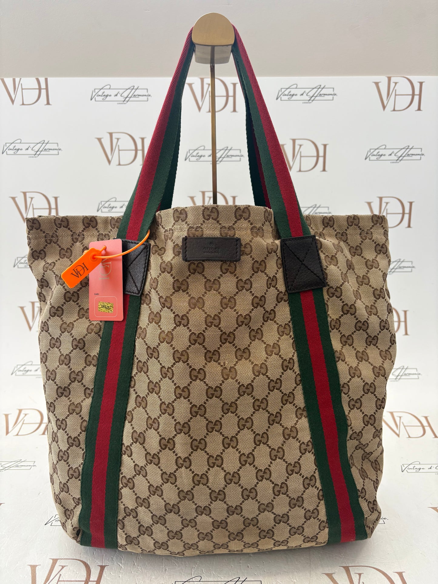 384241 - Gucci Diaper