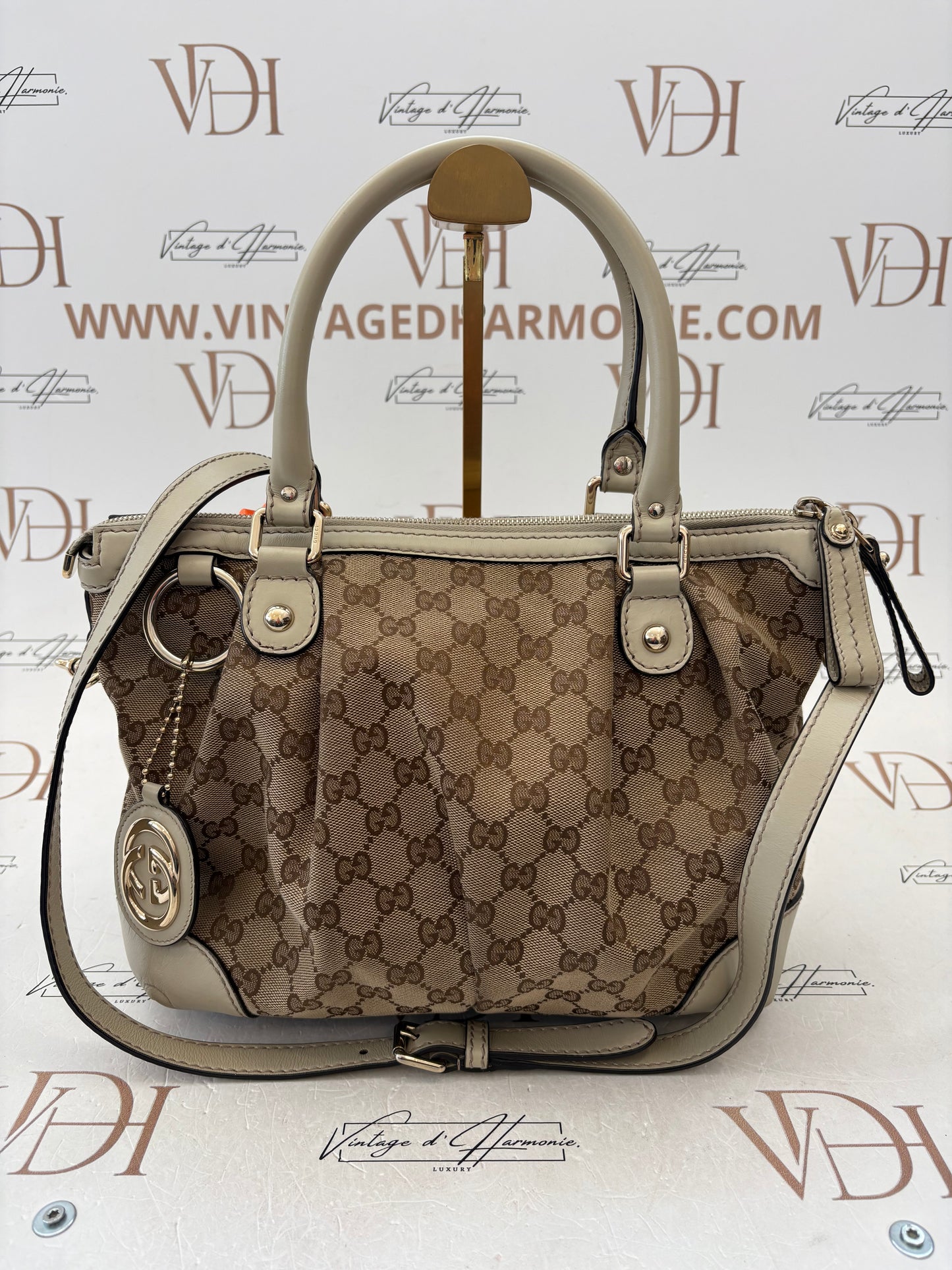 383129 - Gucci Sukey