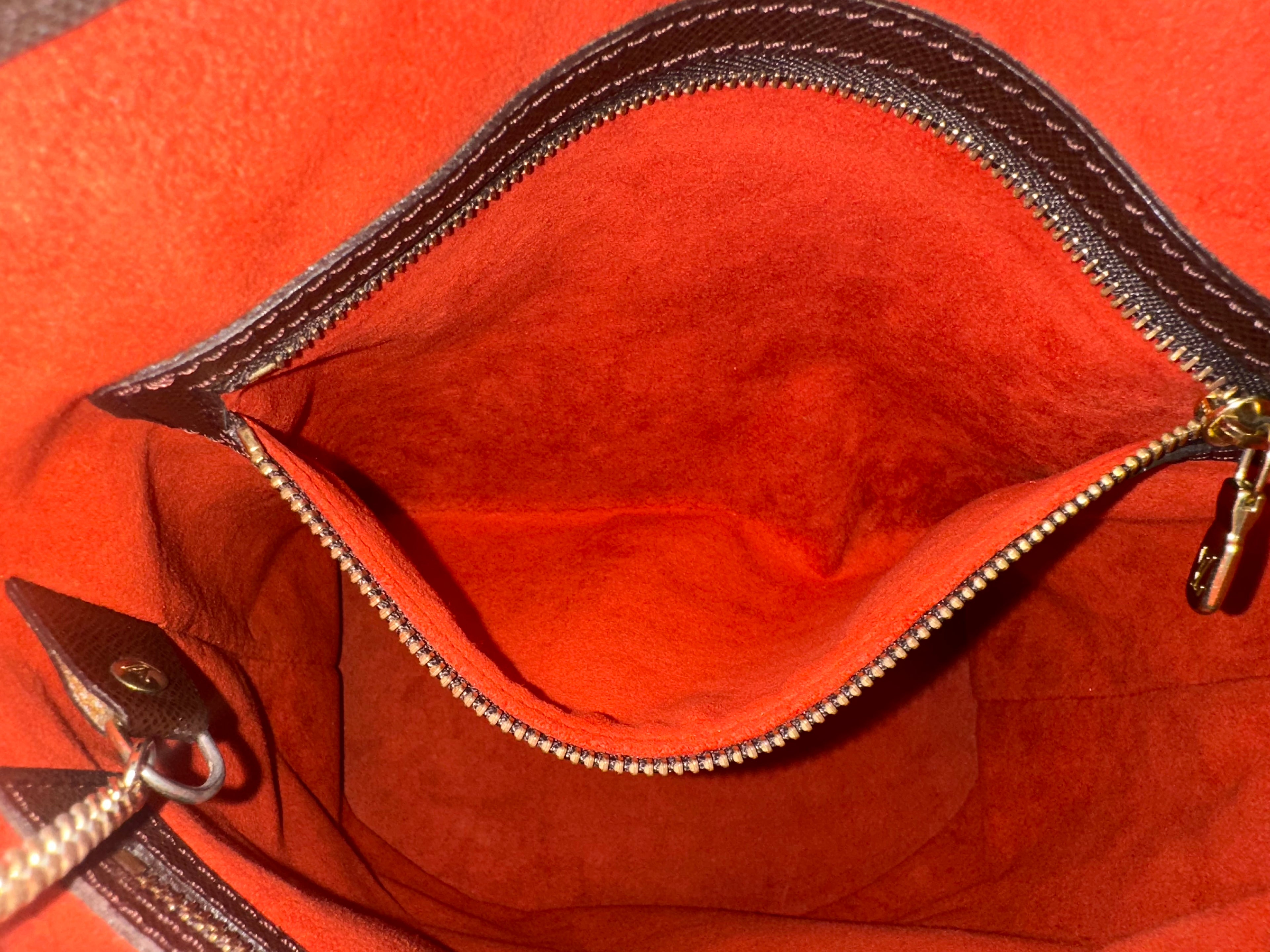 Louis Vuitton Marais Damier Ebene