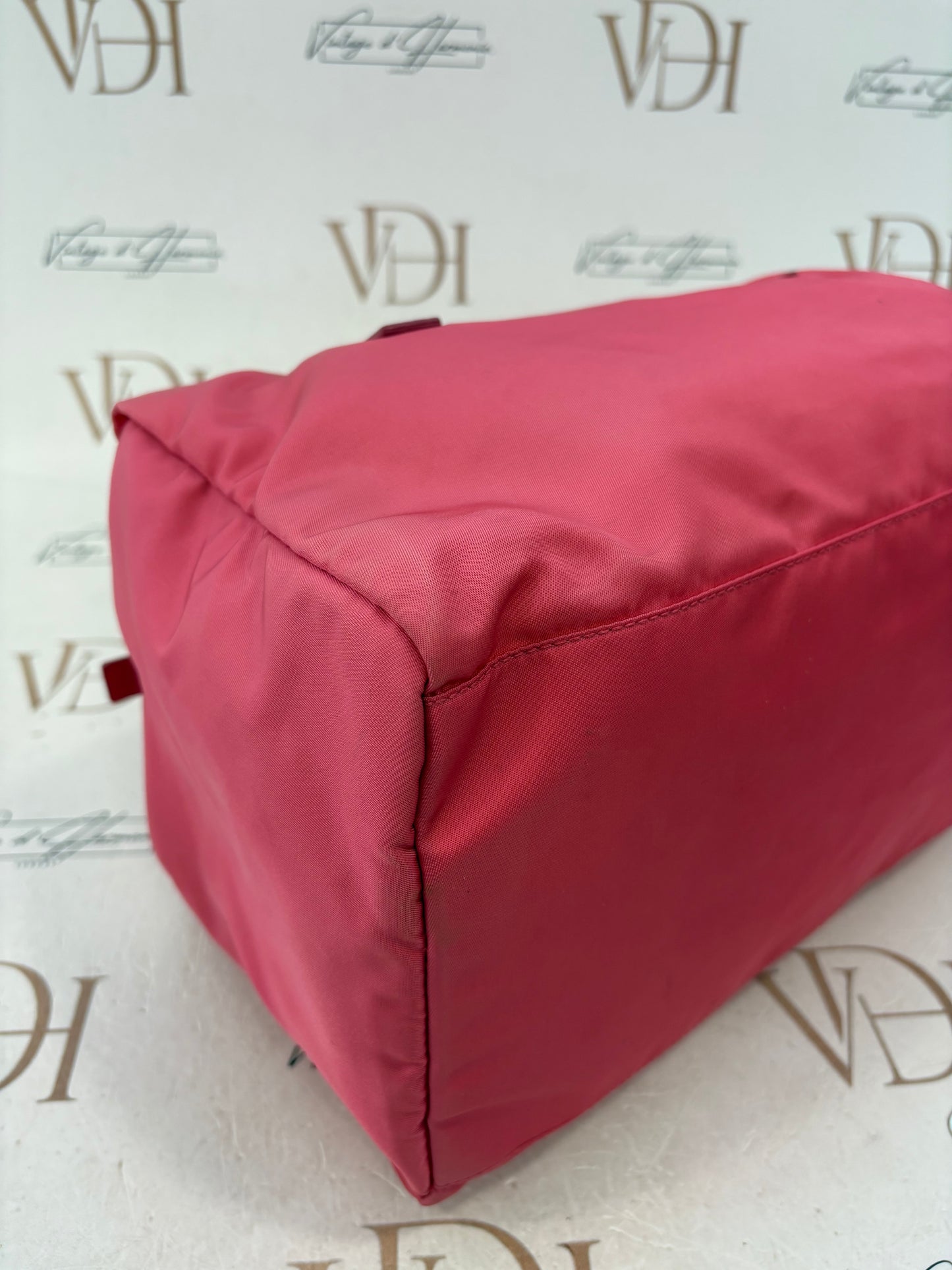 384223 - Prada Nylon