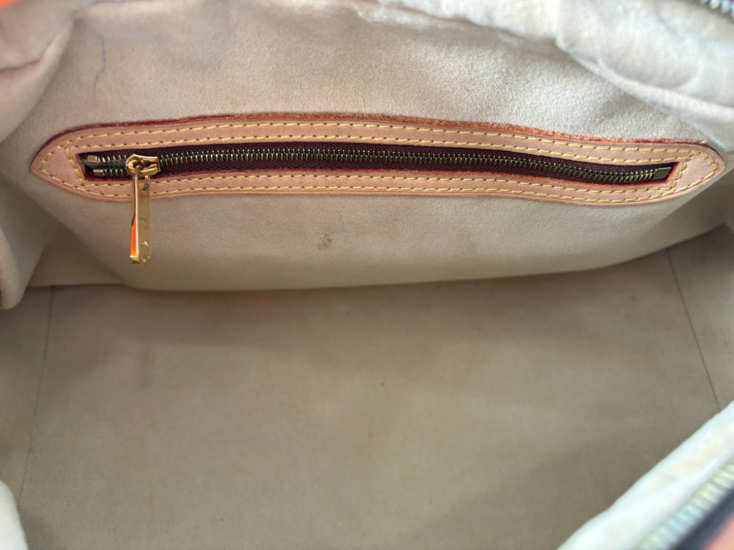 201159 - Louis Vuitton Etoile