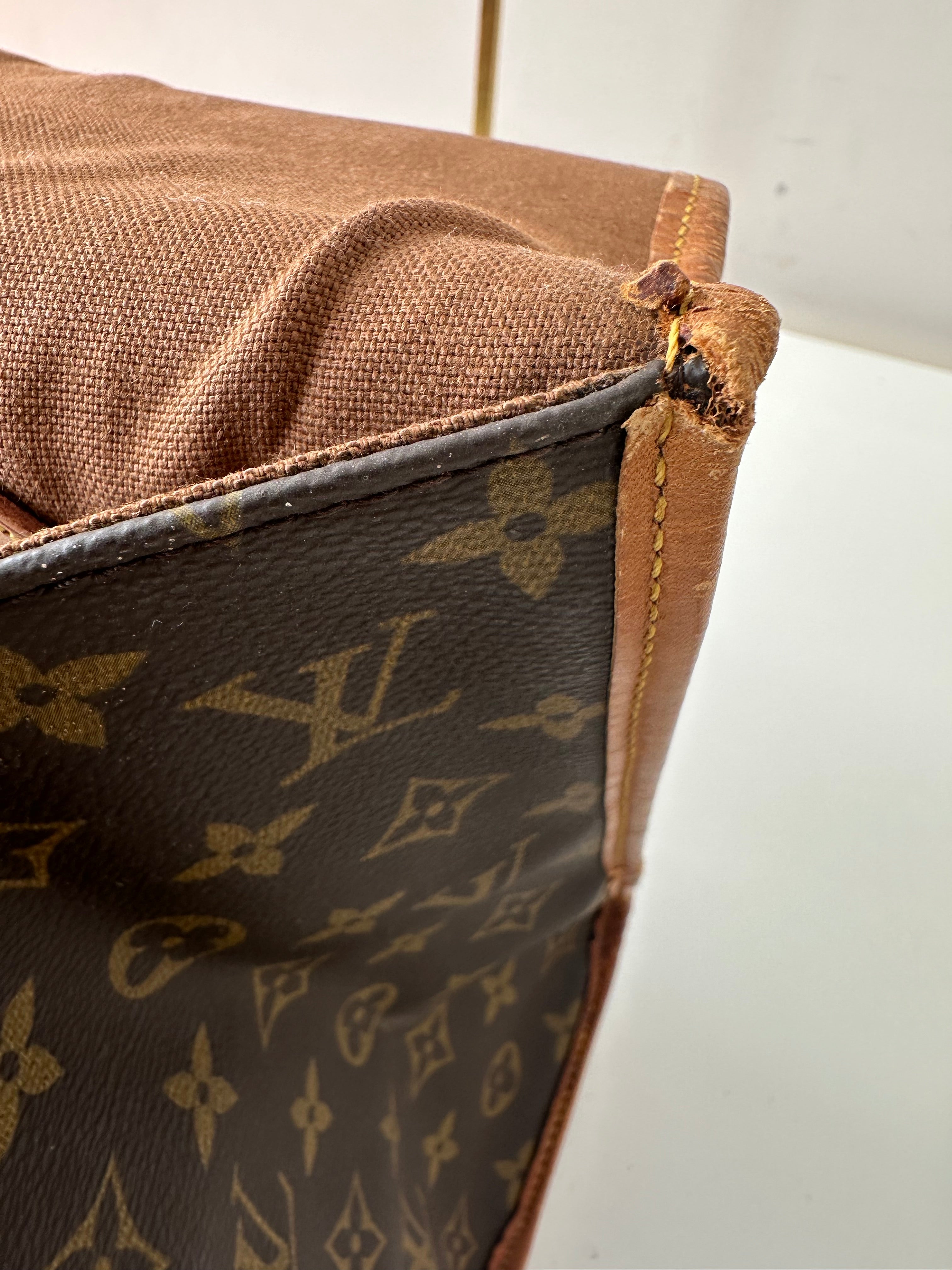 Louis Vuitton Beverly Business