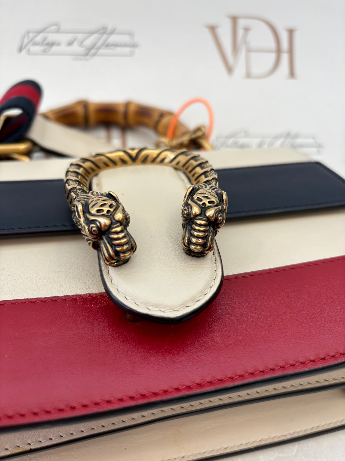 383471 - Gucci Dionysus