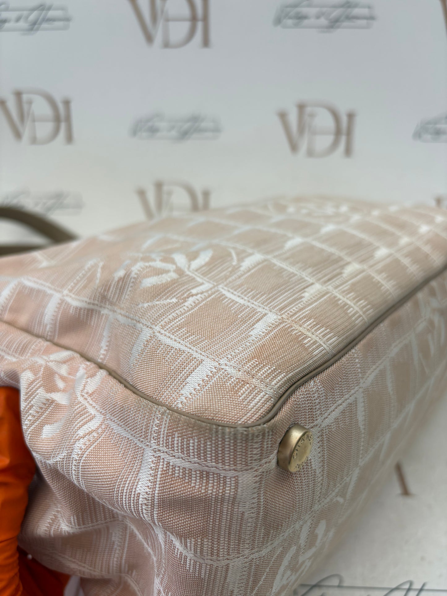 018207 - Chanel Tote MM Jacquard