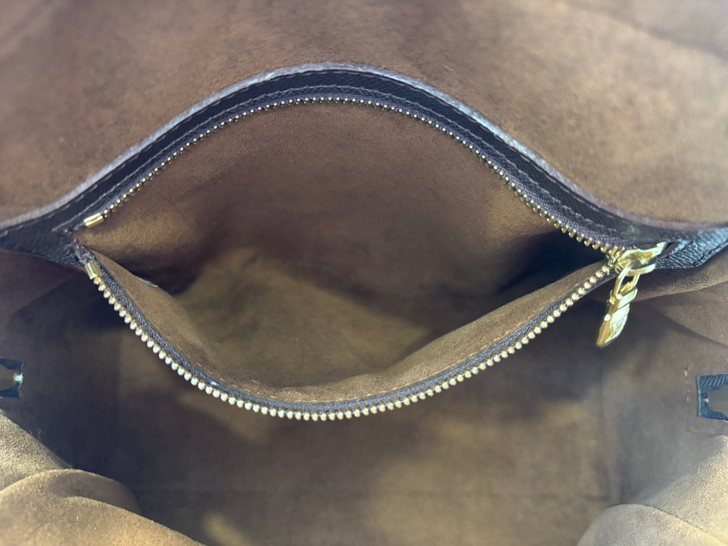 018137 - Louis Vuitton Damier Brera