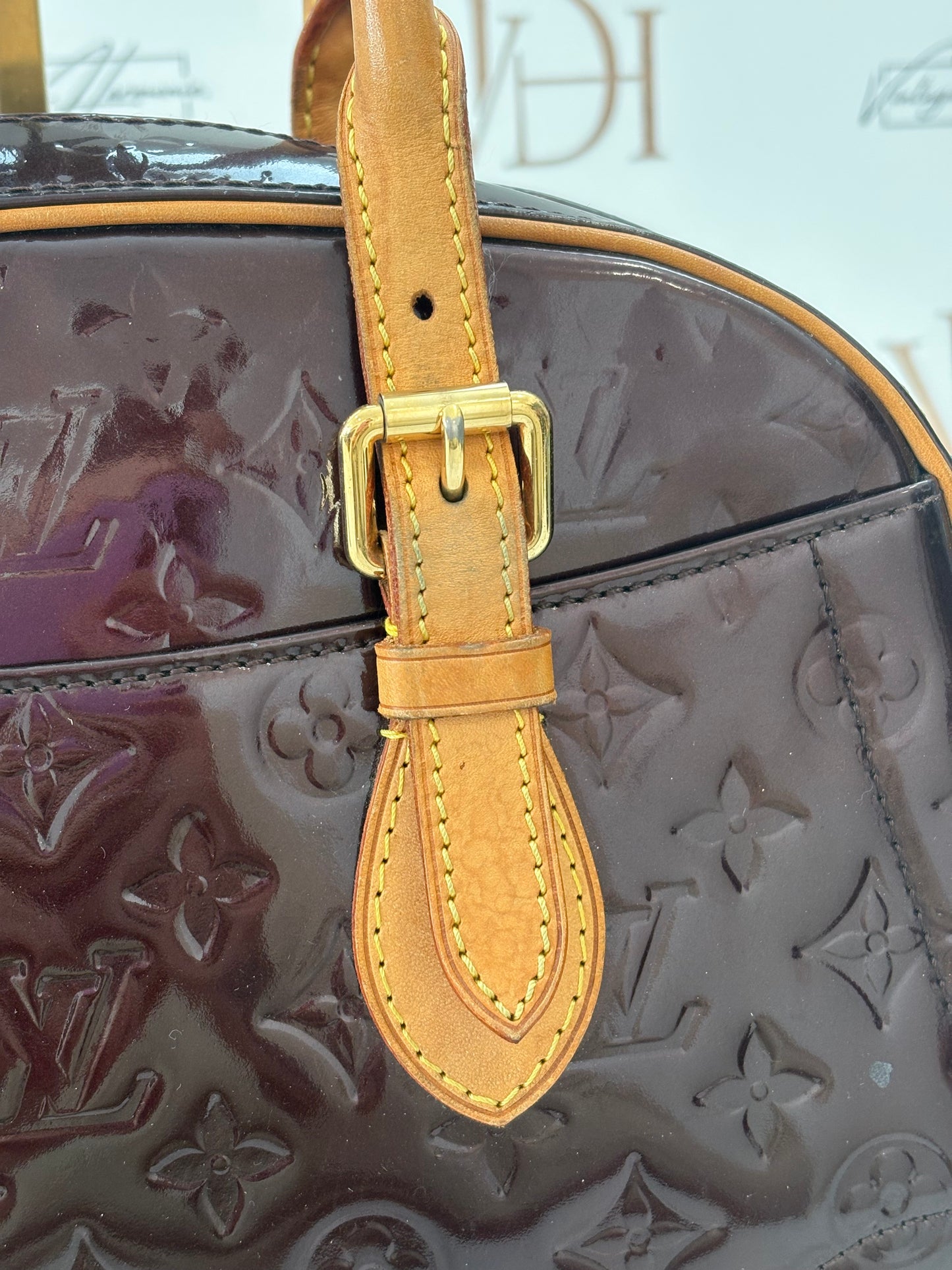 384003 - Louis Vuitton Summit Drive