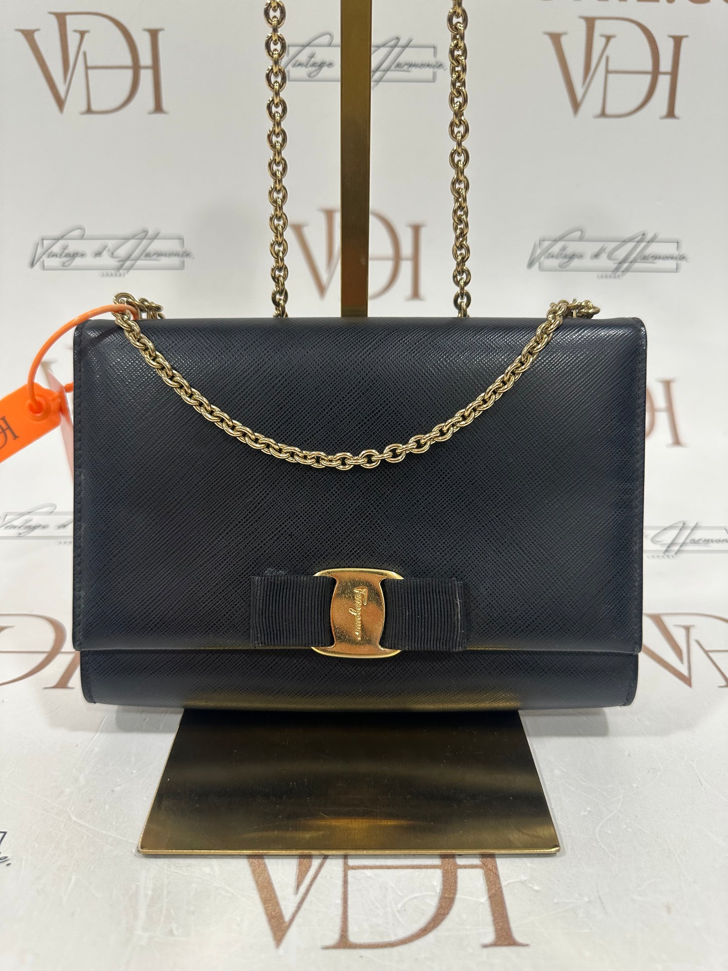 102408 - Ferragamo Pochette