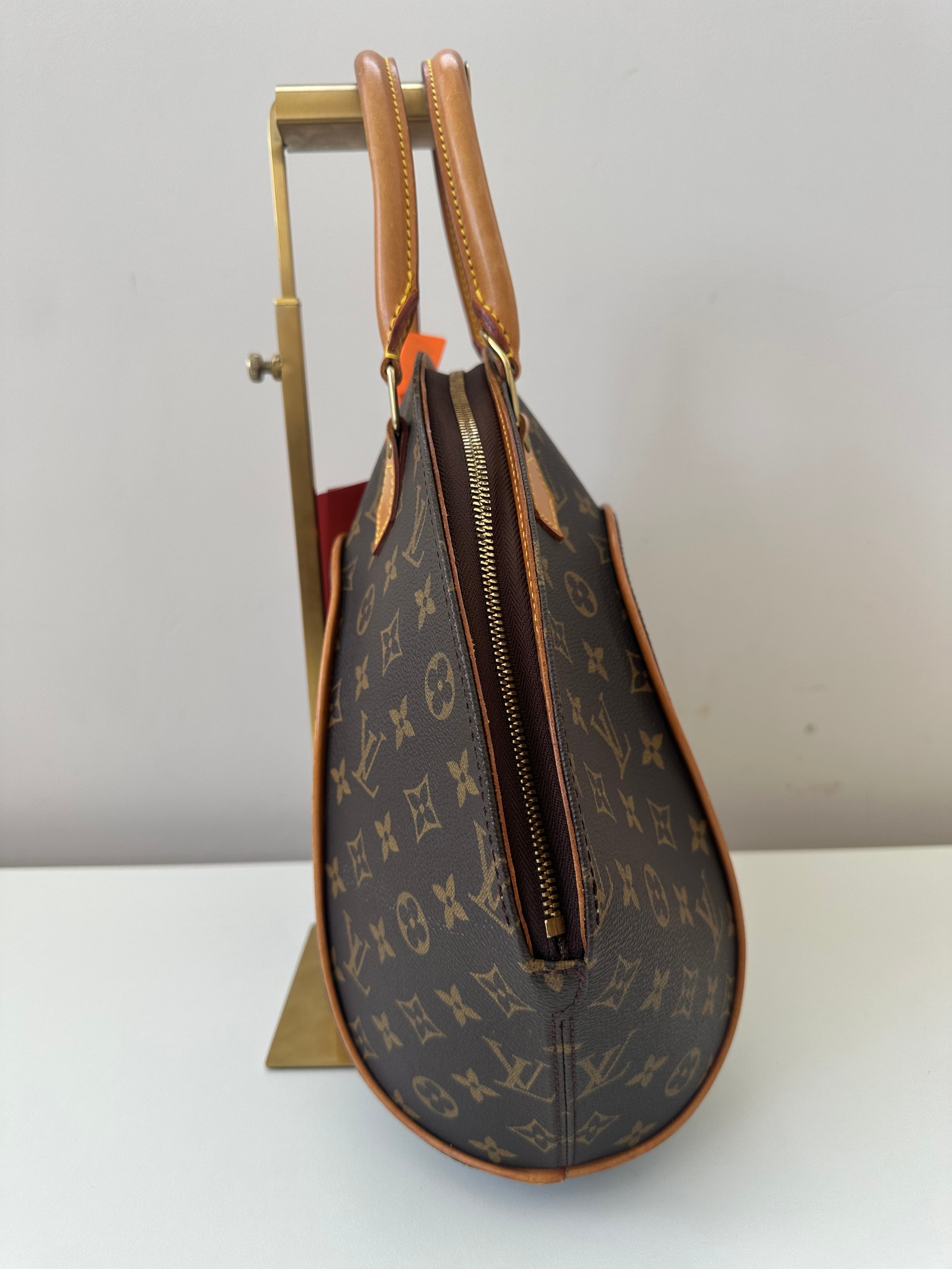 Louis Vuitton Ellipse MM
