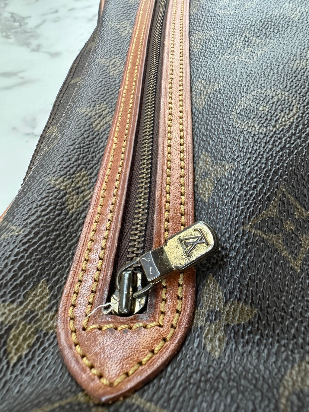 Louis Vuitton Dragonne GM