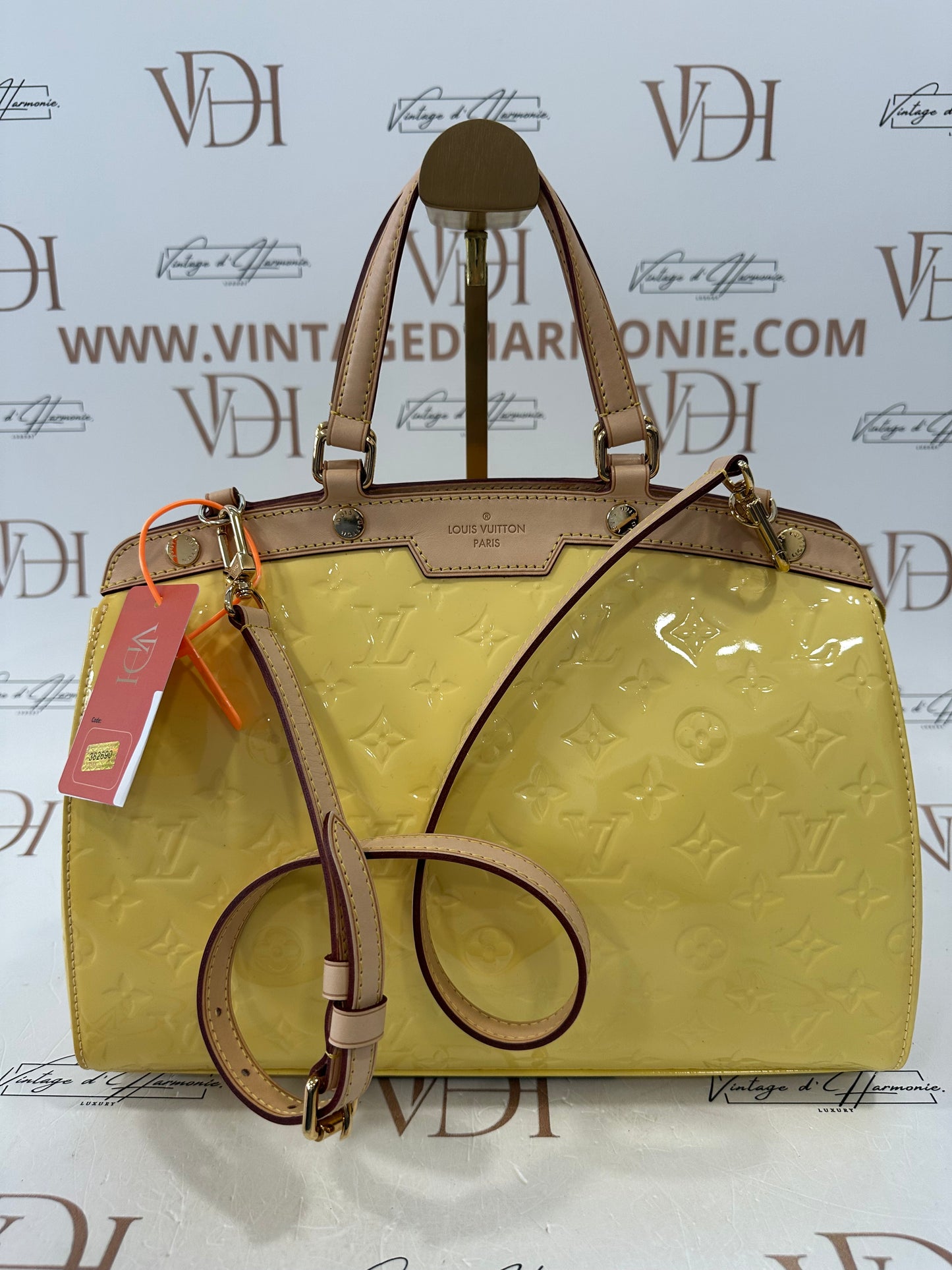 382690 - Louis Vuitton Brea