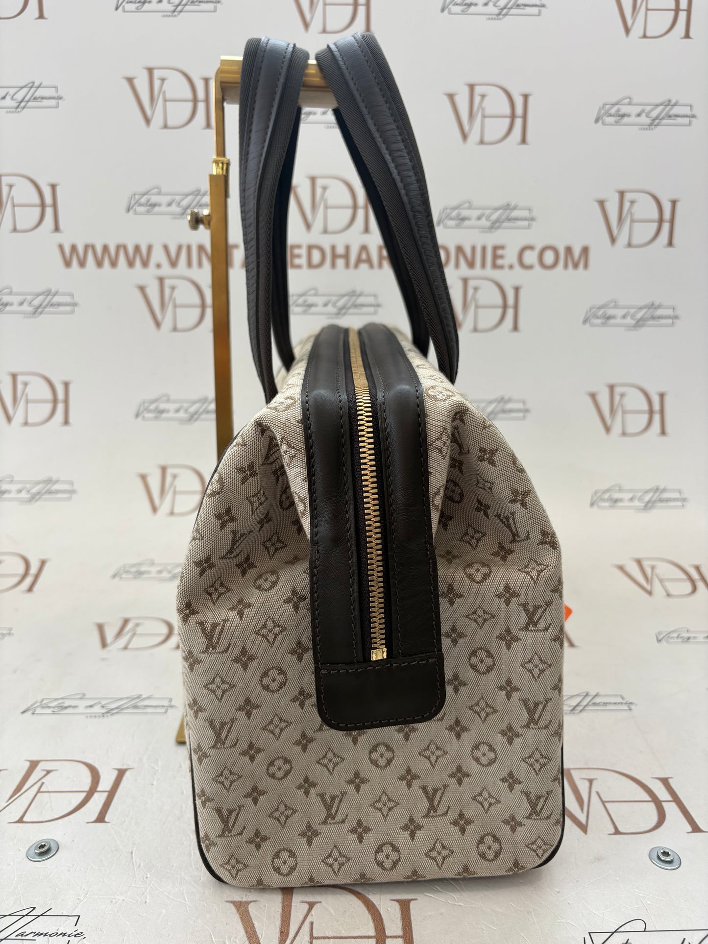 018777 - Louis Vuitton Khaki Mini Josephine GM