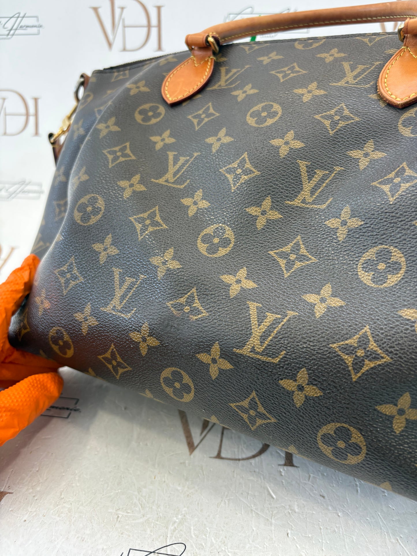 017228 - Louis Vuitton Turenne MM