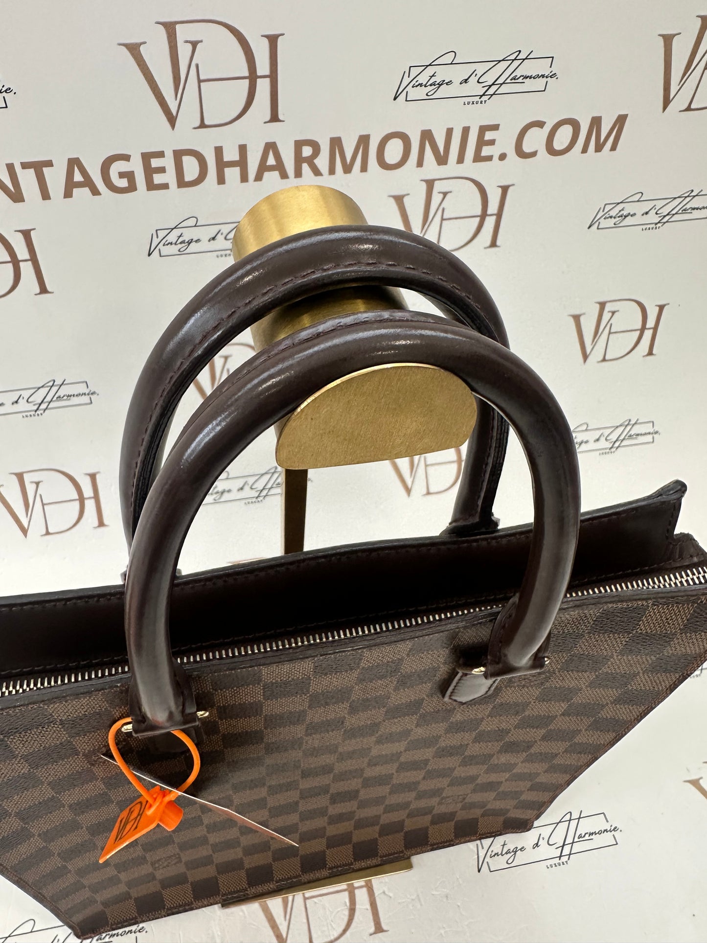 016871 - Louis Vuitton Venice PM