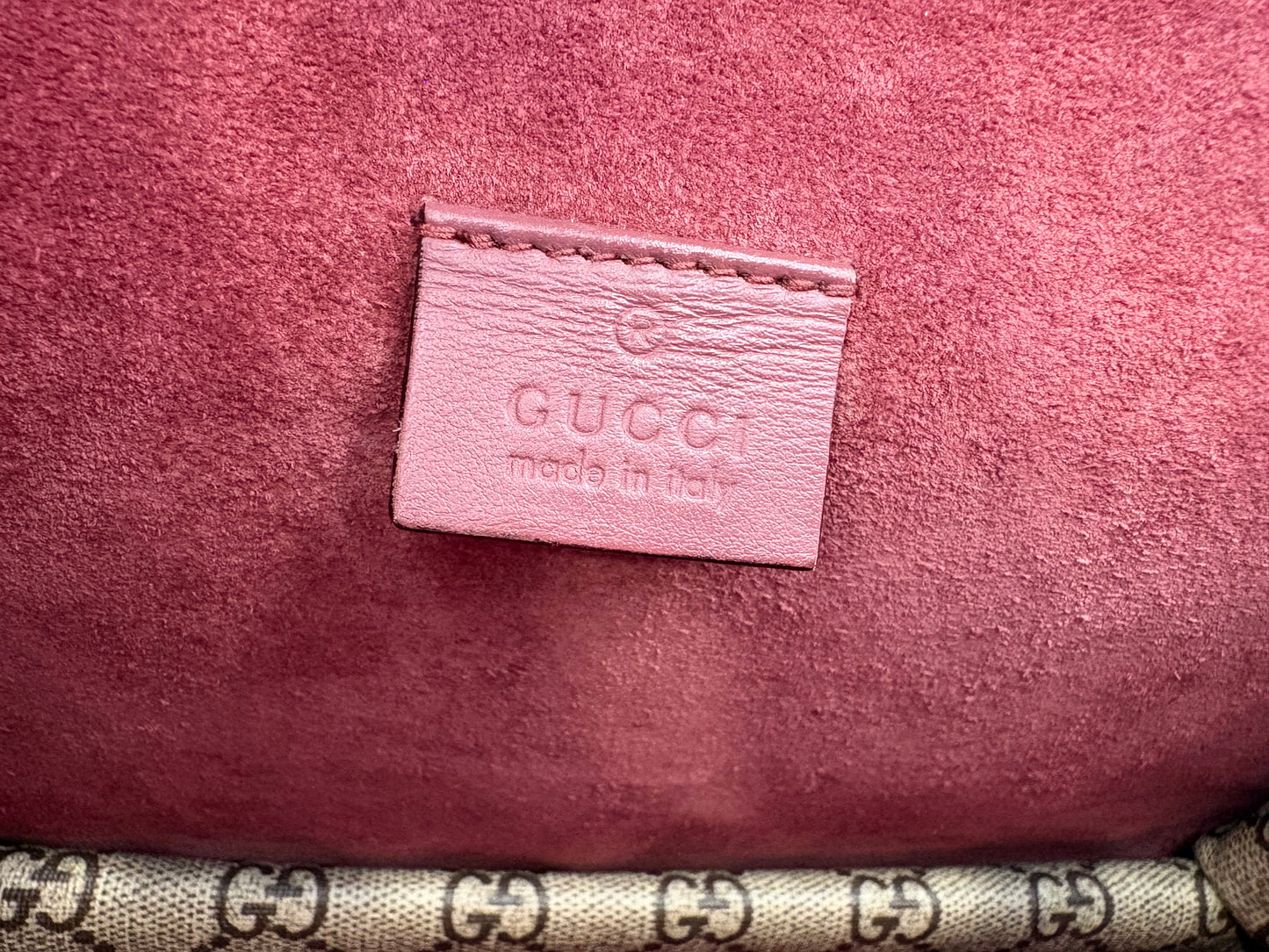 383195 - Gucci Dionysus