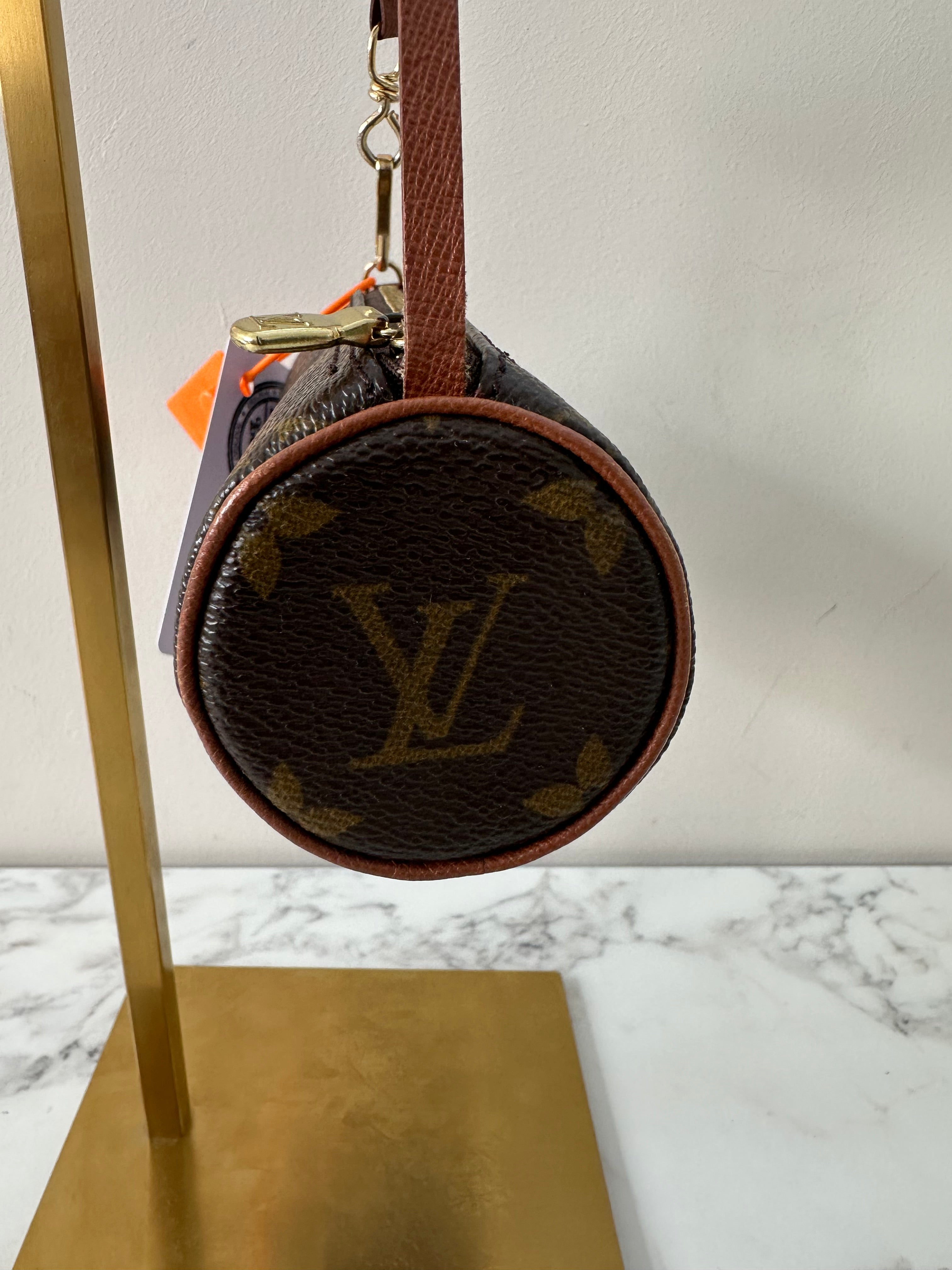 Louis Vuitton Papillon Pouch