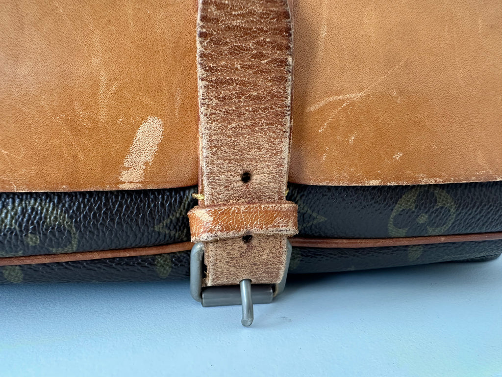 Louis Vuitton Cartouchiere GM