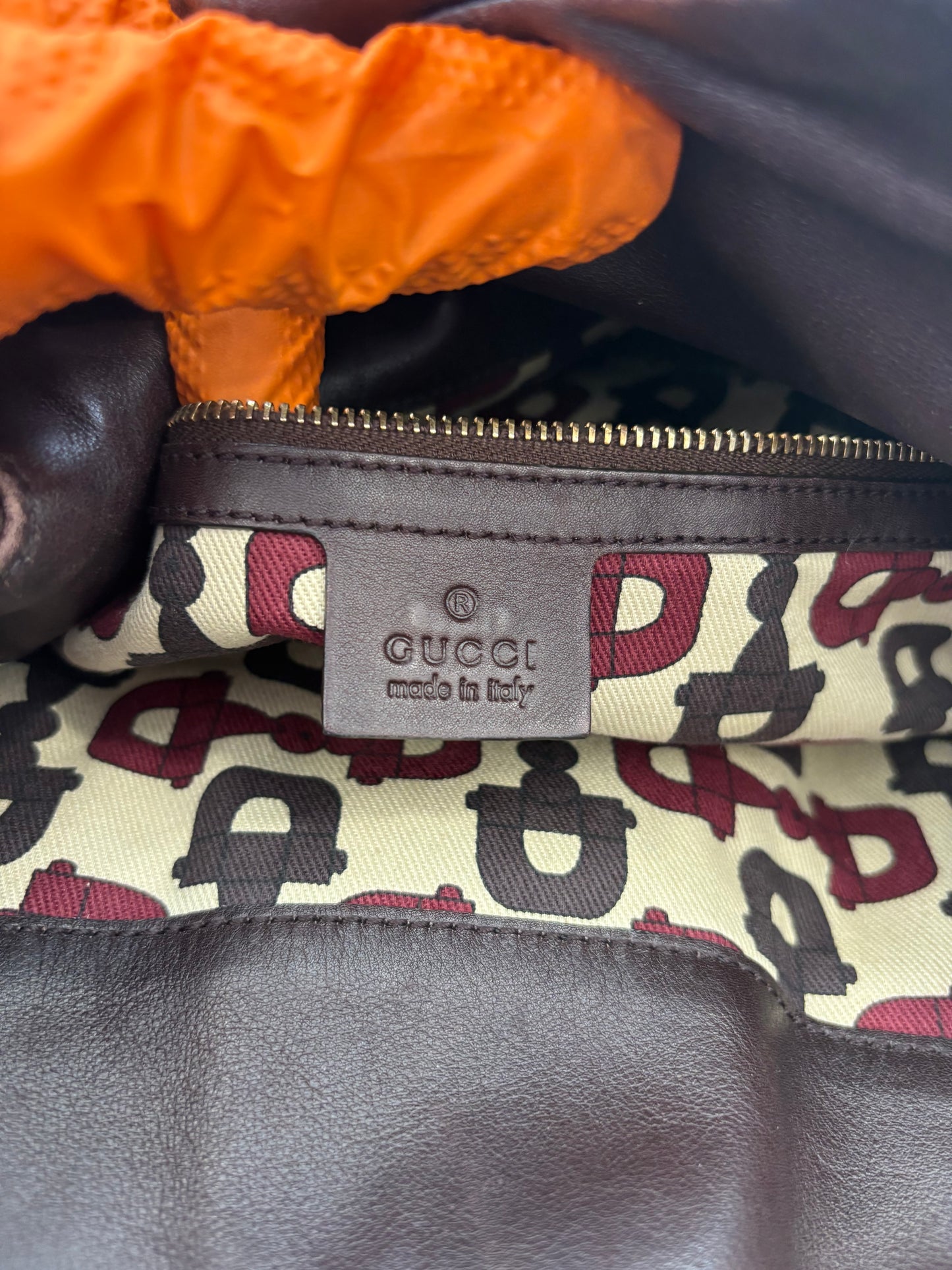 383911 - Gucci Hysteria