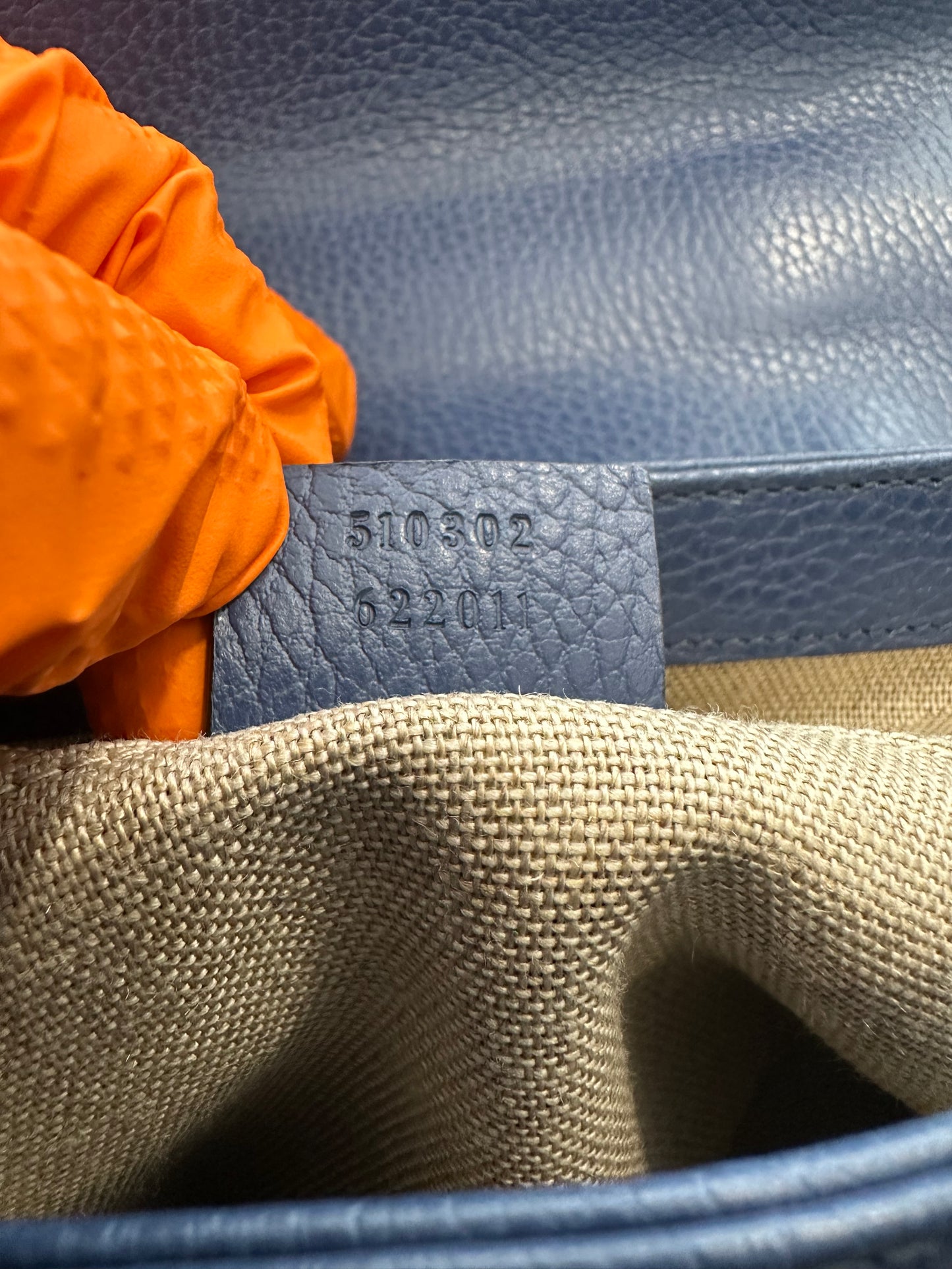 382566 - Gucci Interlocking
