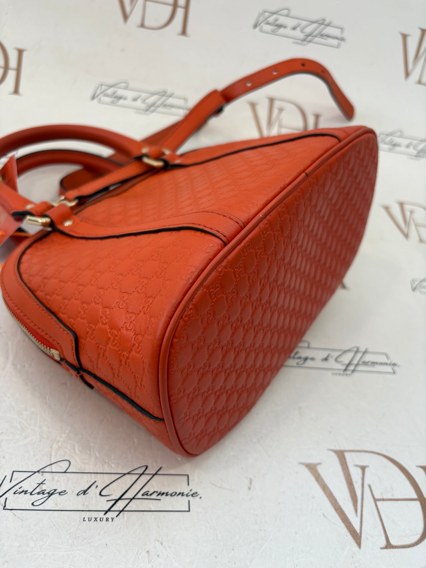 384265 - Gucci