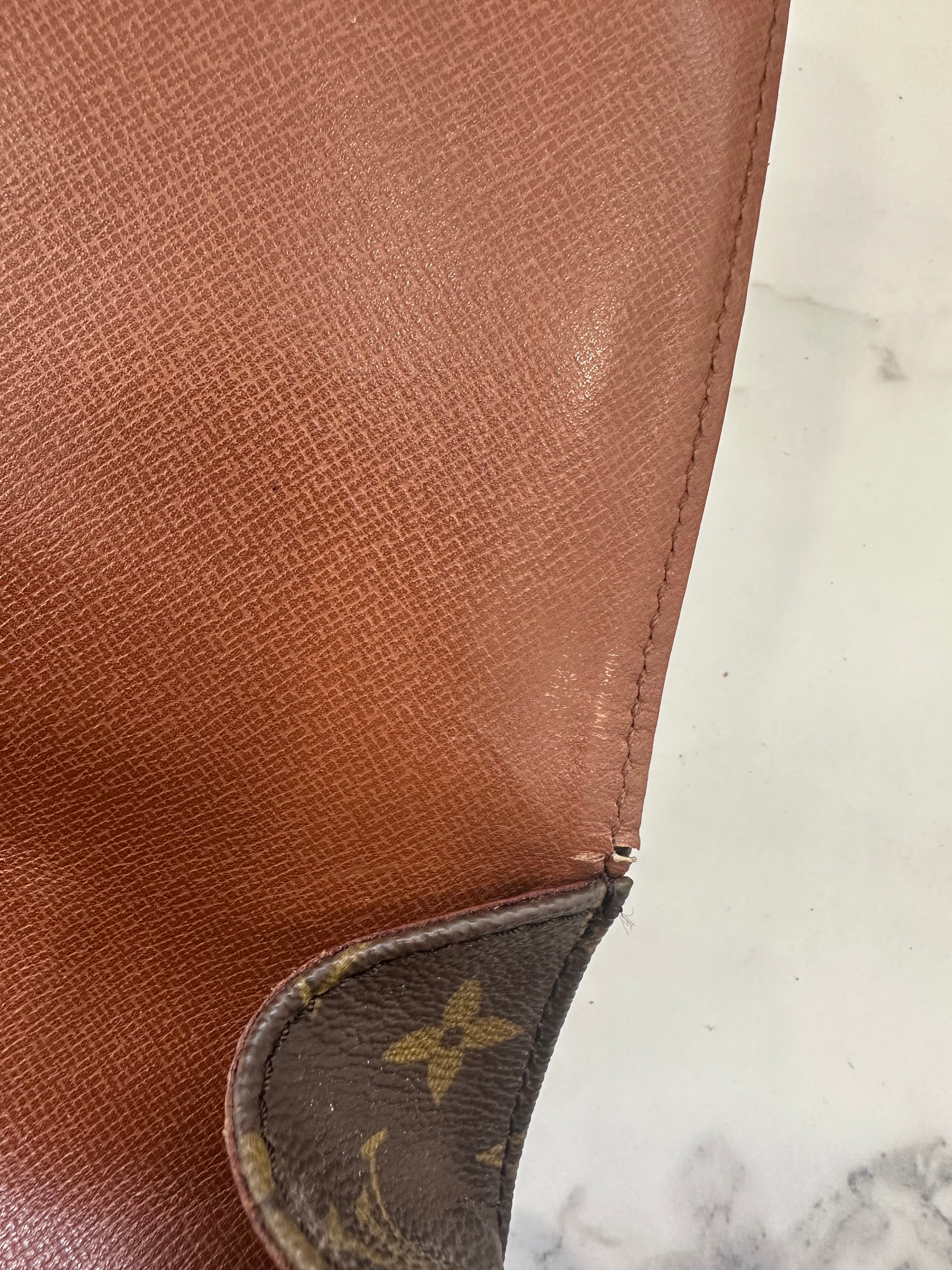 Louis Vuitton Cartouchiere GM