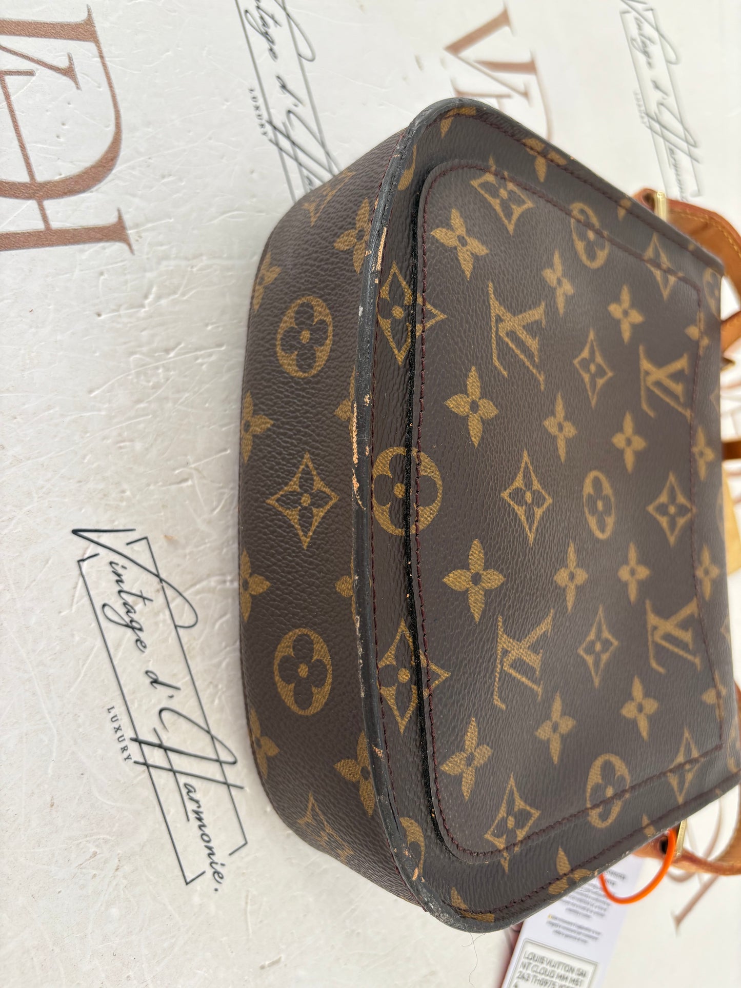 018181 - Louis Vuitton Saint Cloud MM