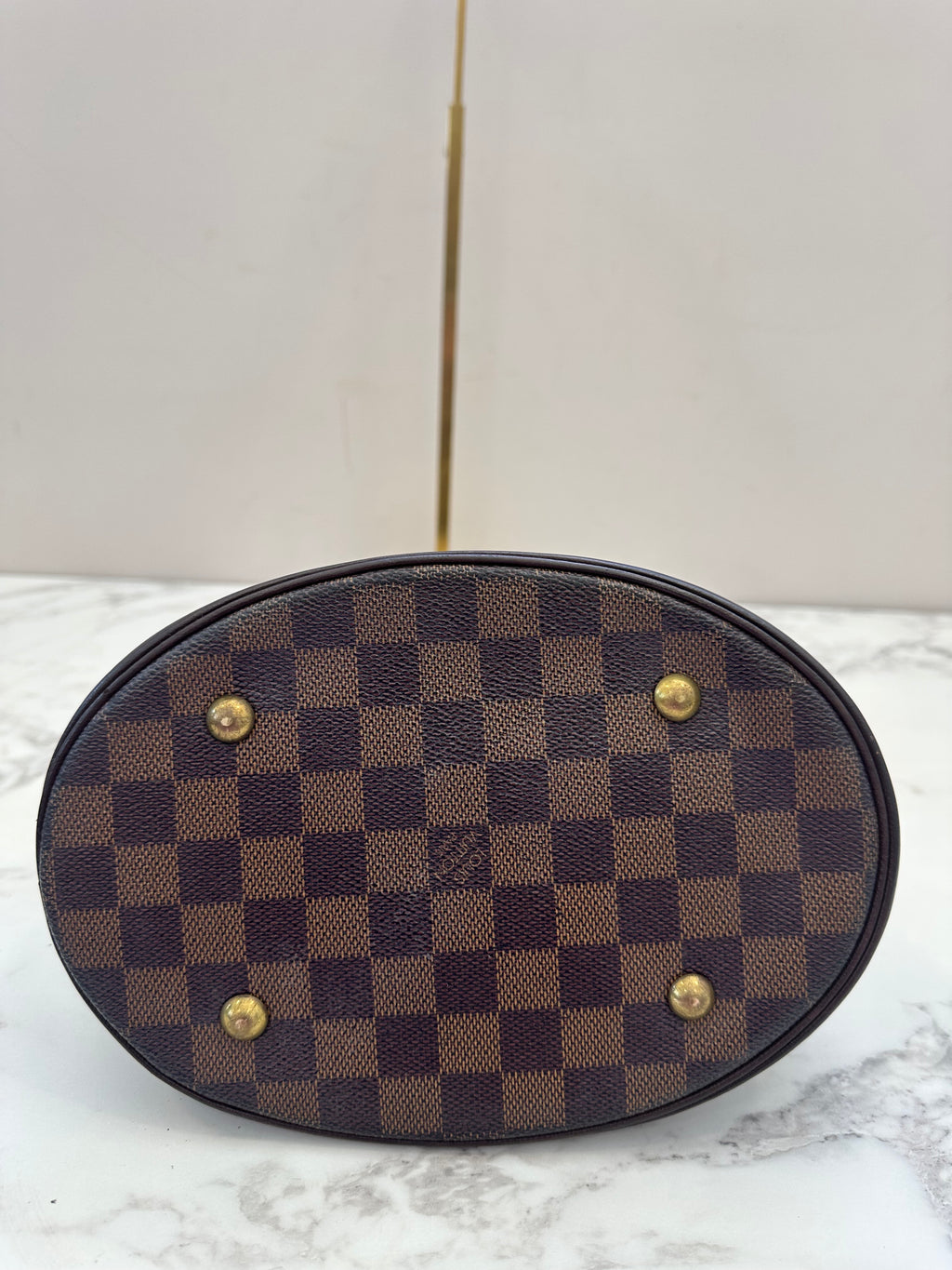 Louis Vuitton Marais