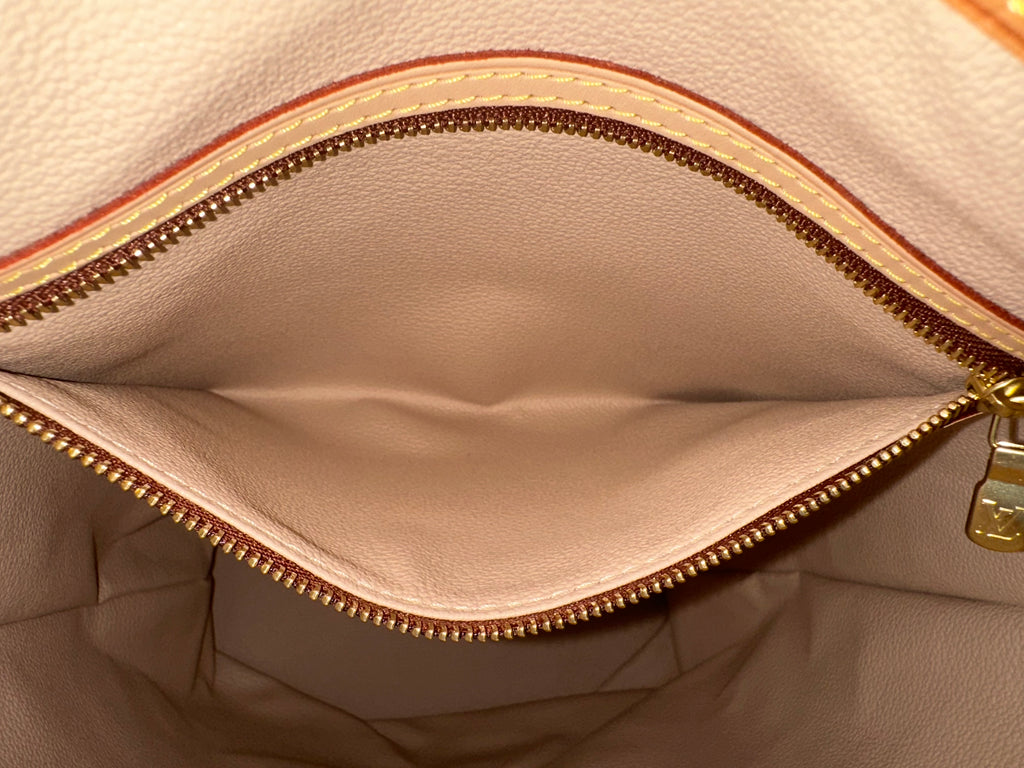 Louis Vuitton Bucket GM