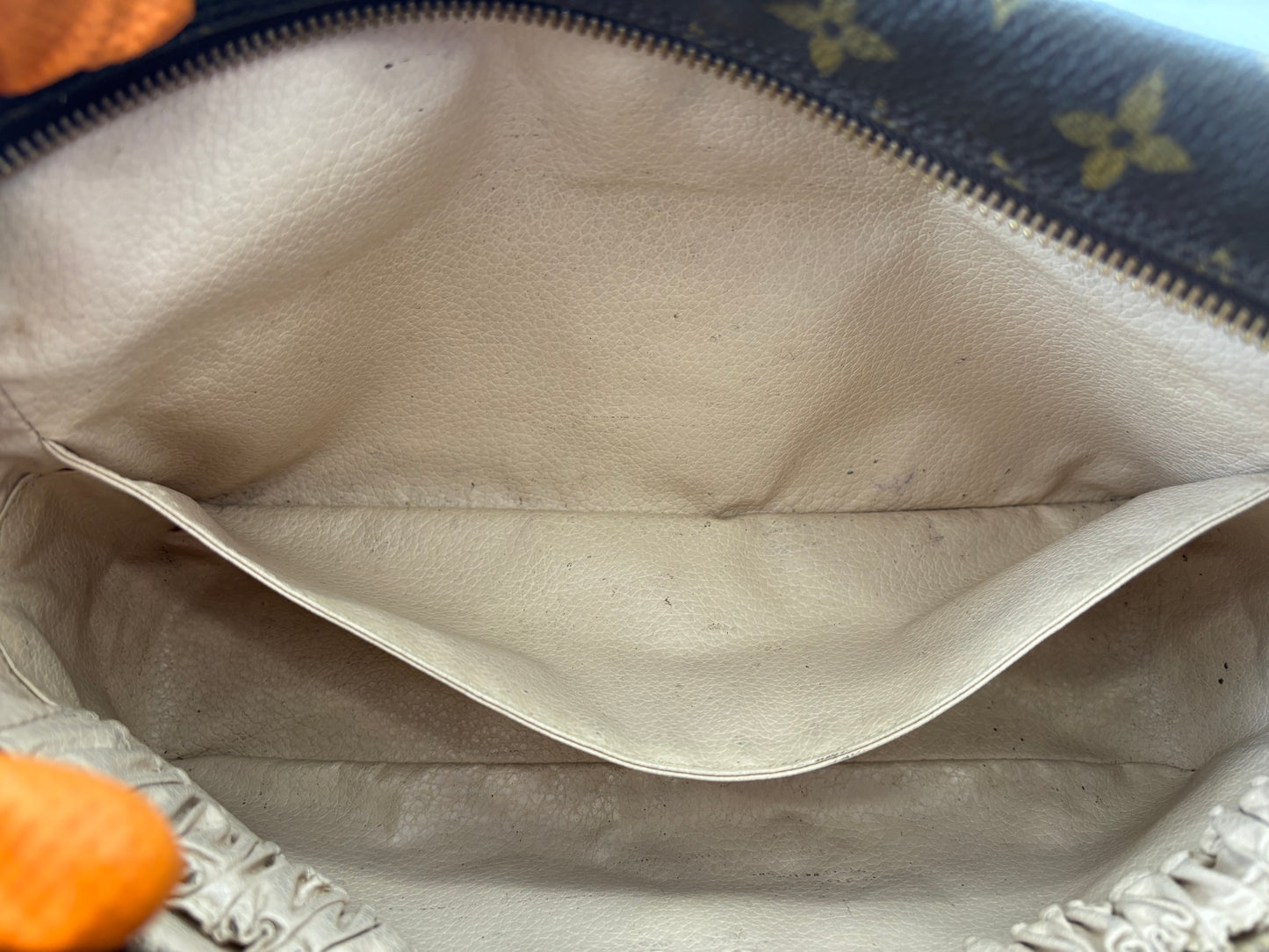 018731 - Louis Vuitton Trousse Toilette 28
