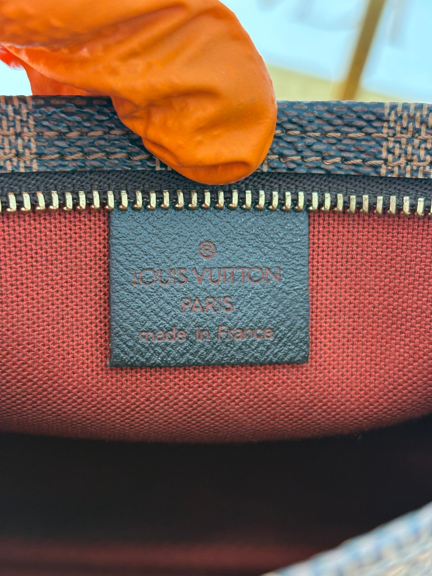 017307 - Louis Vuitton Damier Navona