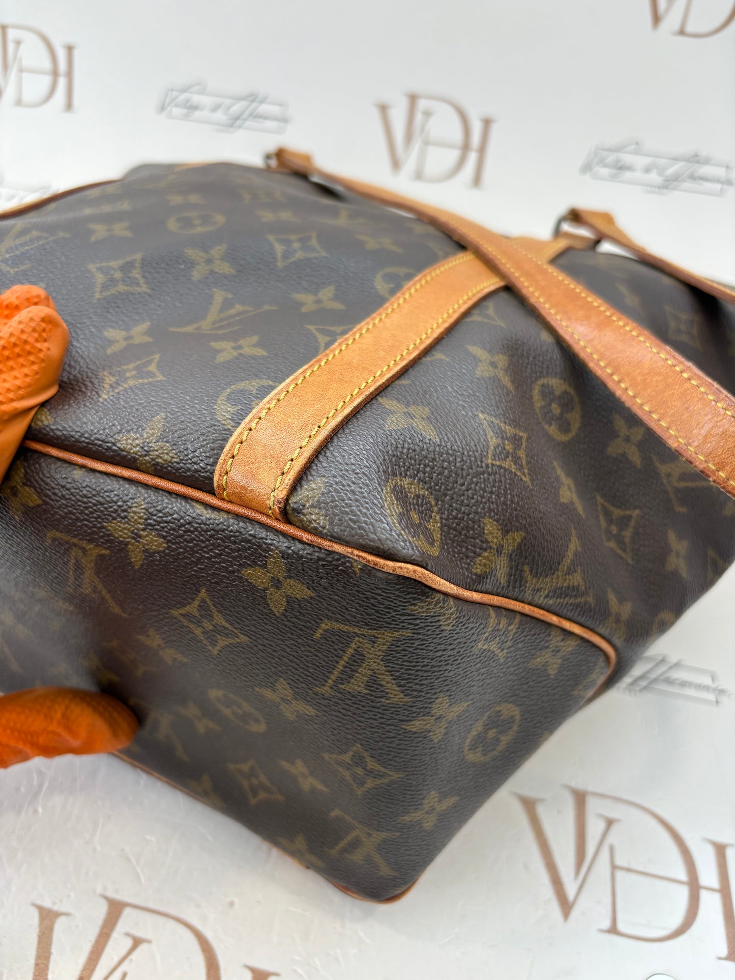 019008 - Louis Vuitton Sac Shopping