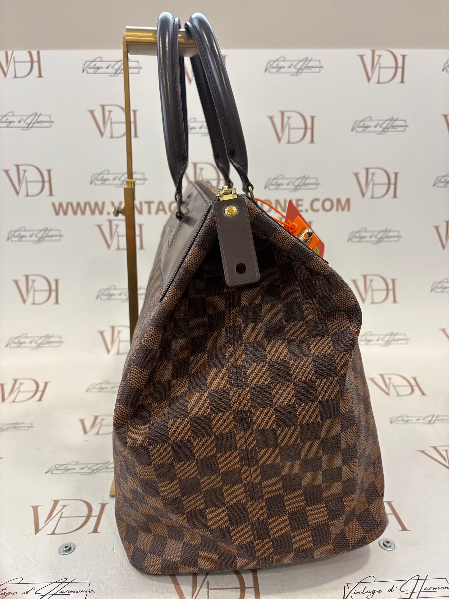 018548 - Louis Vuitton Damier Greenwich