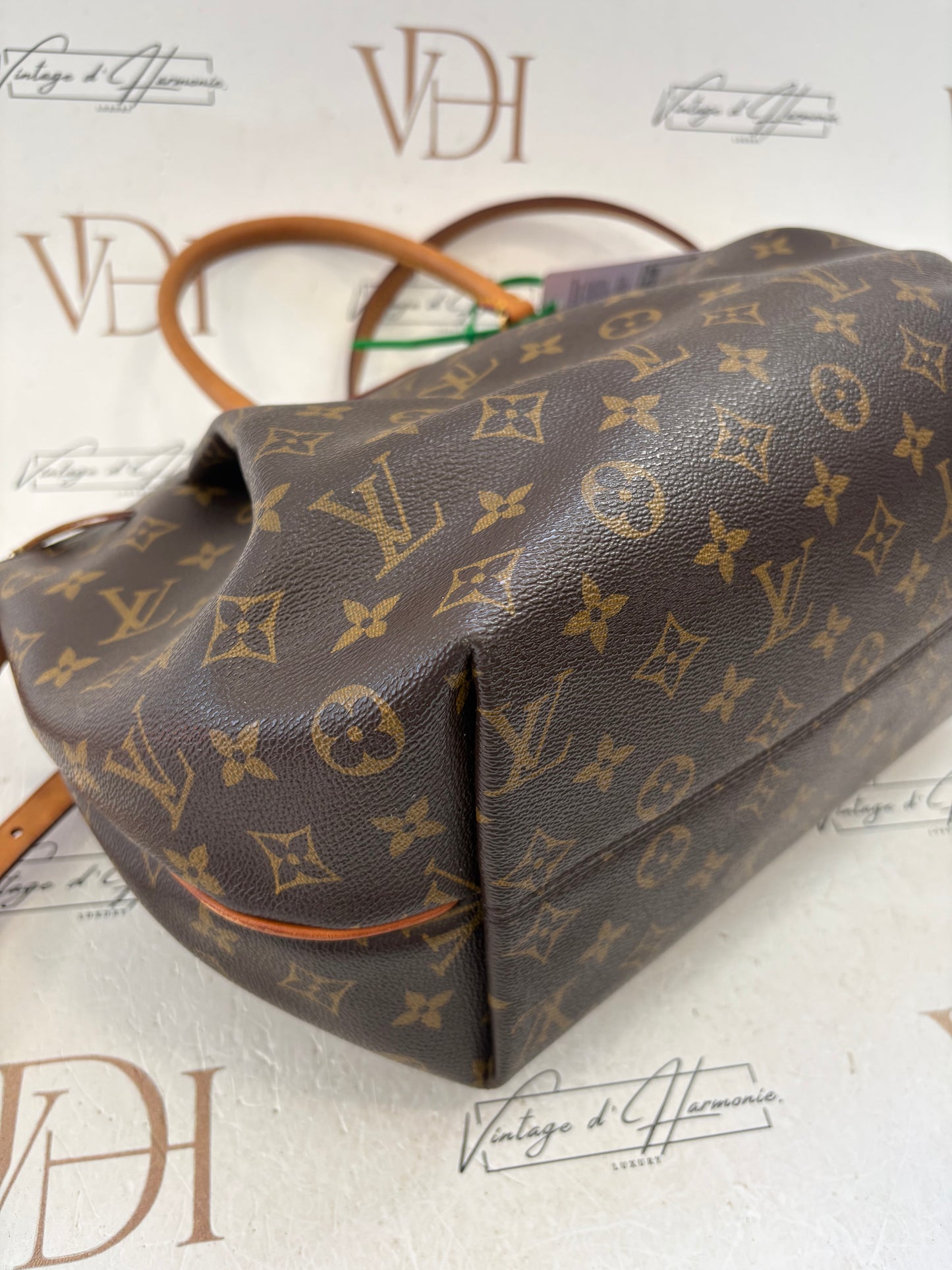 017228 - Louis Vuitton Turenne MM