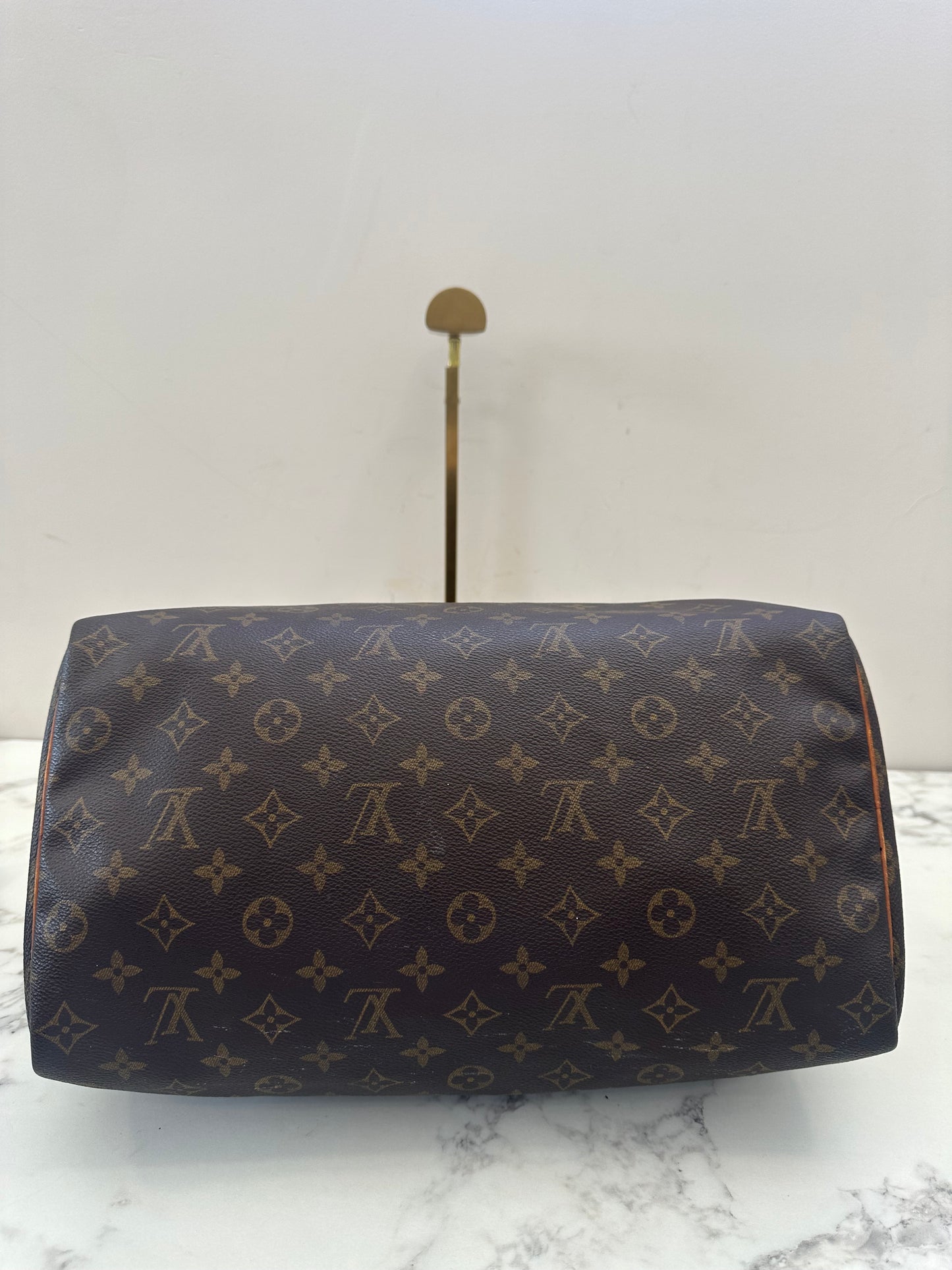 Louis Vuitton Speedy 35