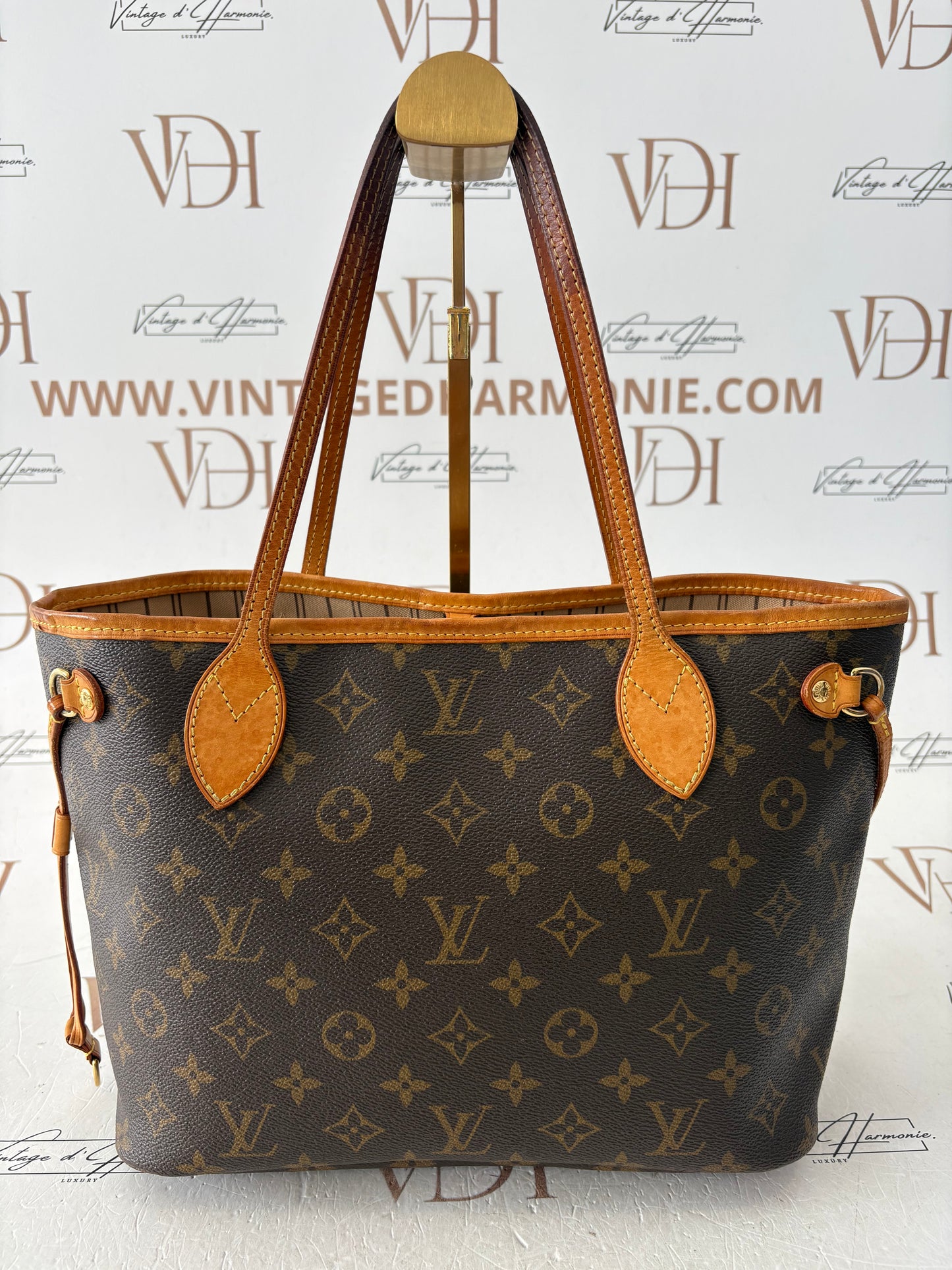 018400 - Louis Vuitton Neverfull PM